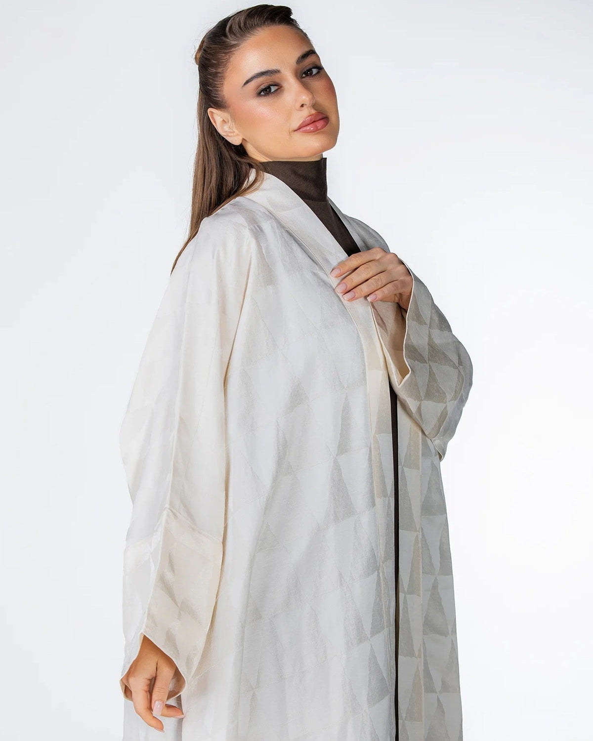 Mocha – White Jacquard Abaya - ORANGE BLOSSOM - MIRA Y MANO
