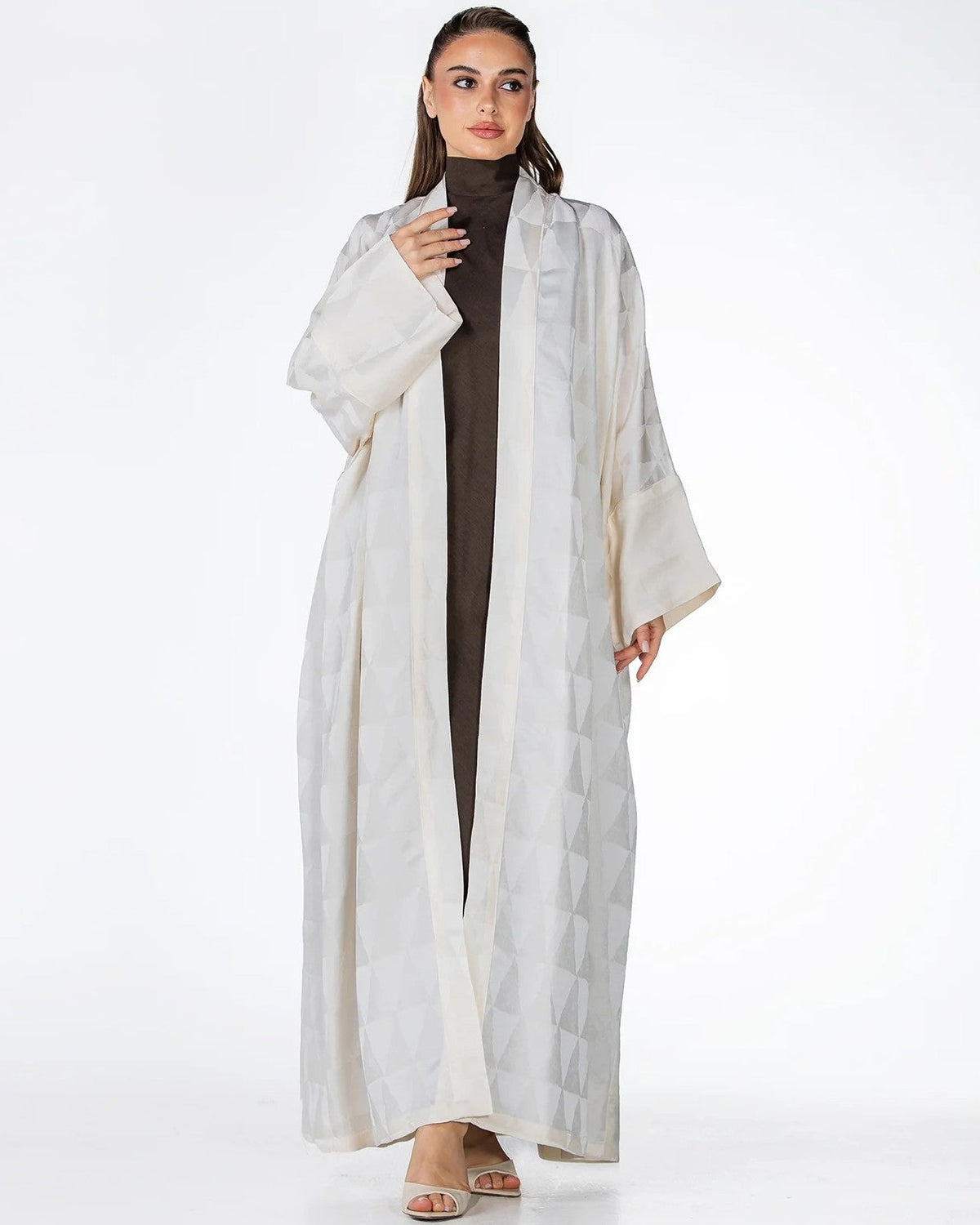 Mocha – White Jacquard Abaya - ORANGE BLOSSOM - MIRA Y MANO
