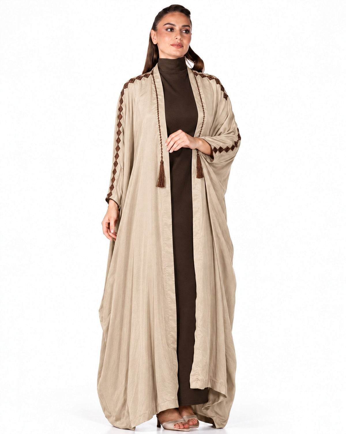 OLA LUX-BE – Beige Washed Silk Abaya - MIRA Y MANO