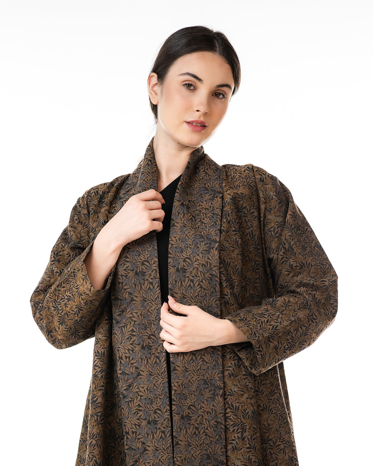 Praline – Saddle Brown Jacquard Abaya - MIRA Y MANO