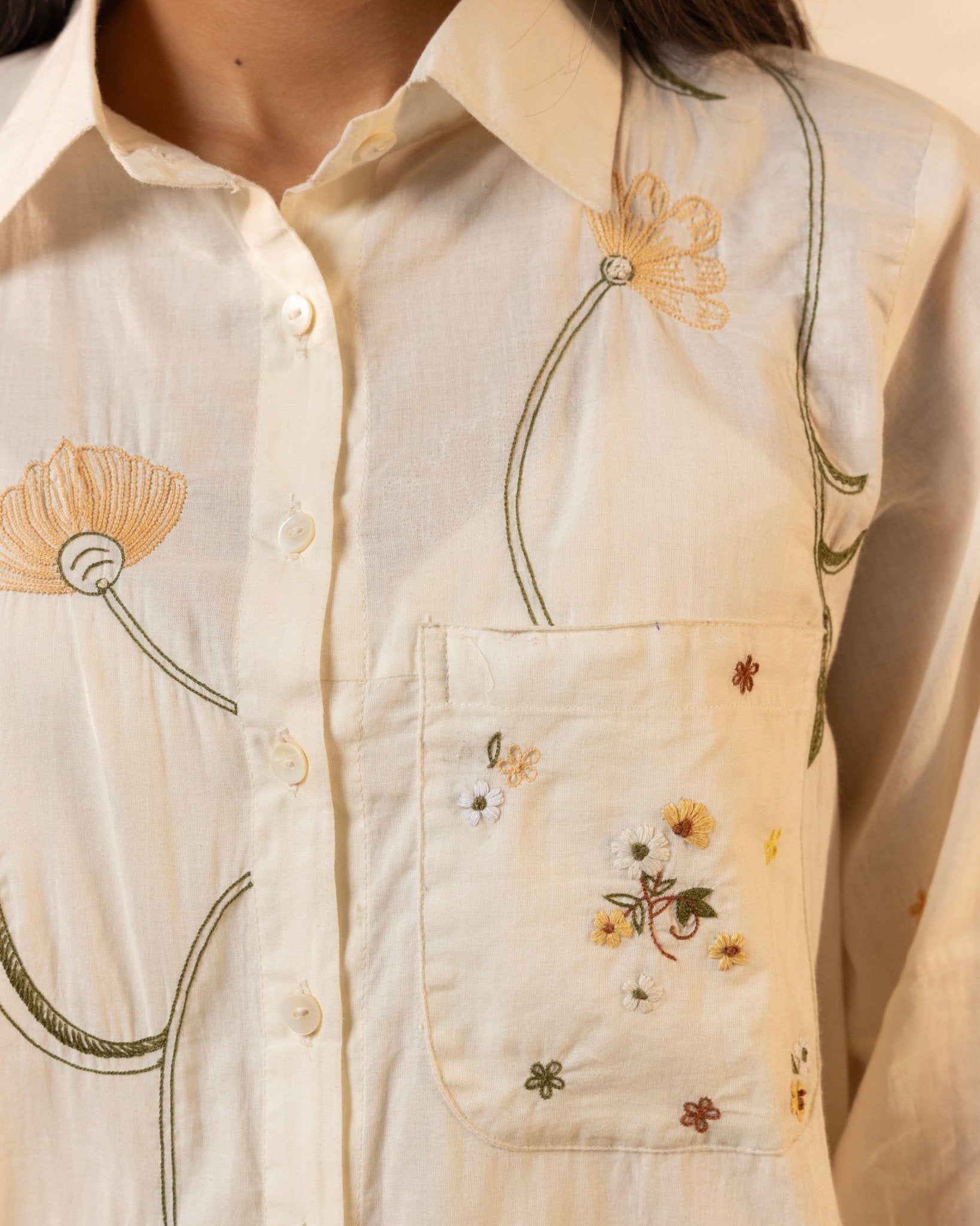APRICOT SHIRT - OUR DVE - MIRA Y MANO