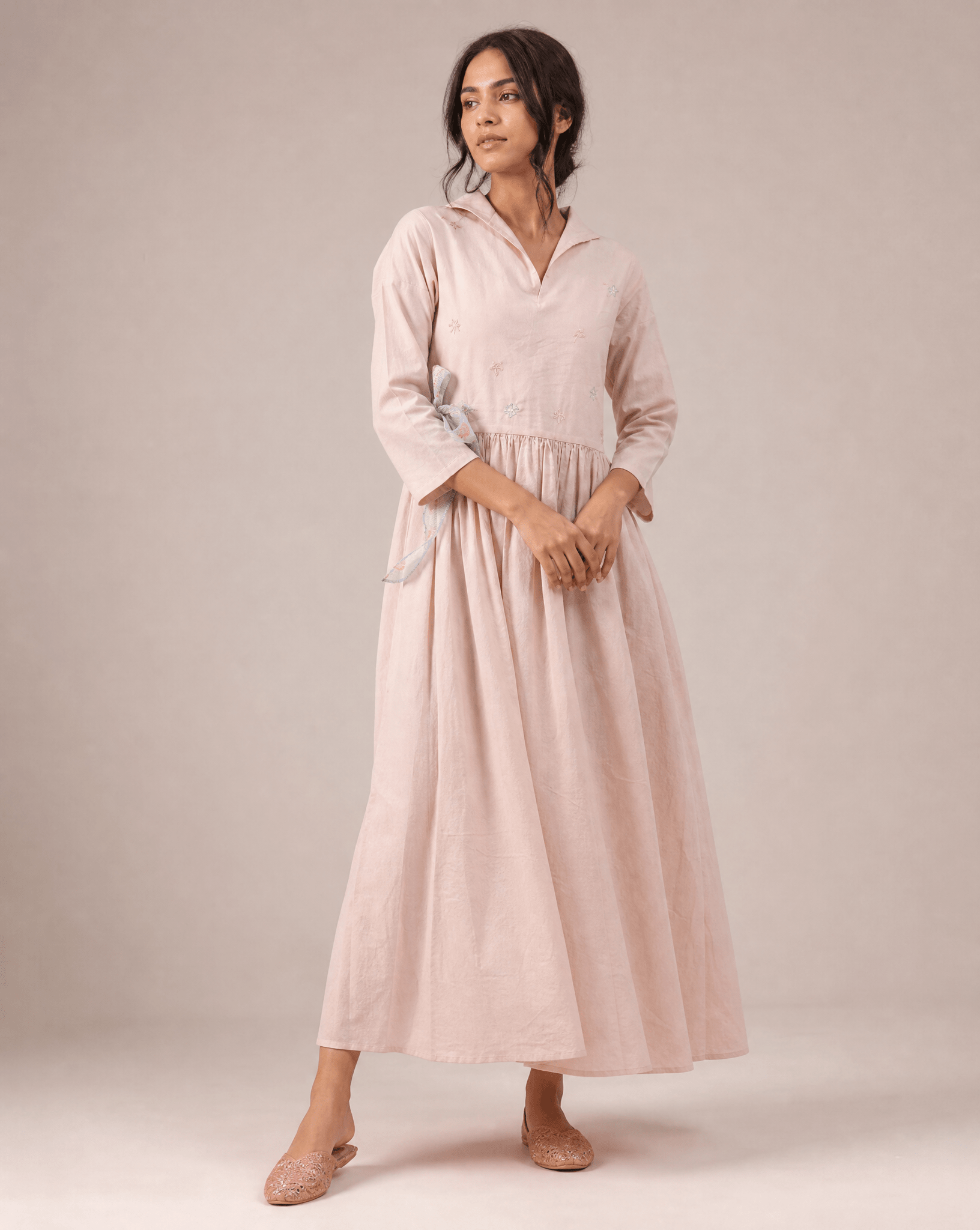 BELLA DRESS - OUR DVE - MIRA Y MANO
