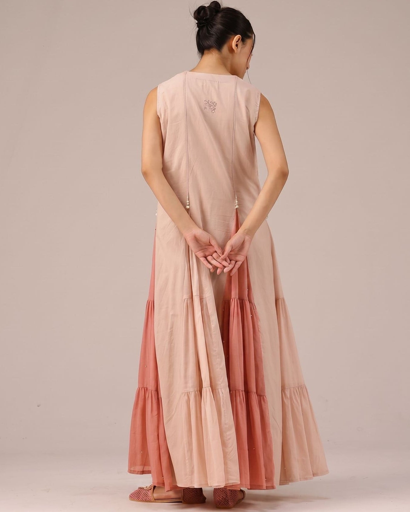 BLUSH PEARL DRESS - OUR DVE - MIRA Y MANO