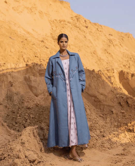 CHRONO - SG ABAYA COAT - OUR DVE - MIRA Y MANO