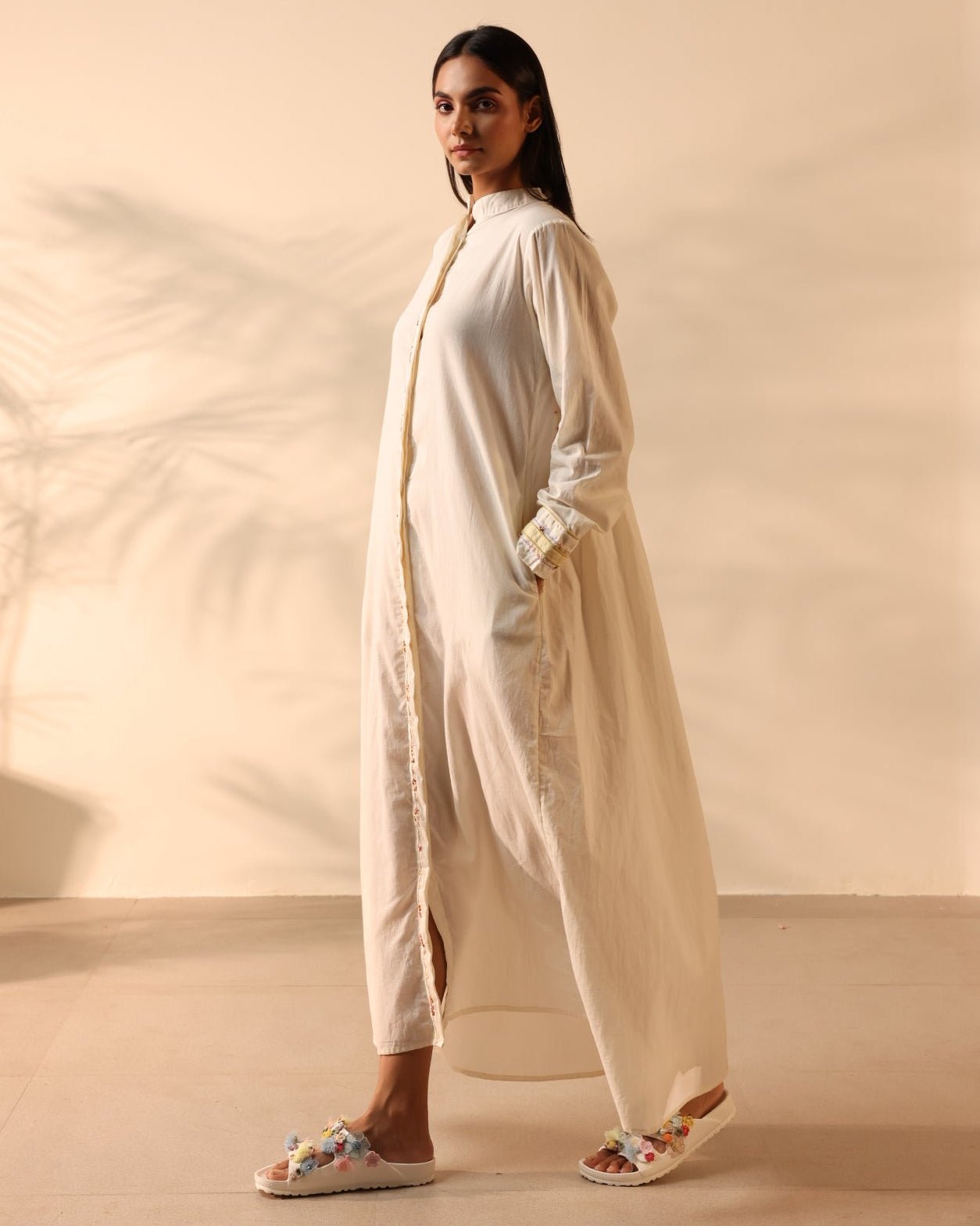 WHIMSY - IV DRESS - OUR DVE - MIRA Y MANO