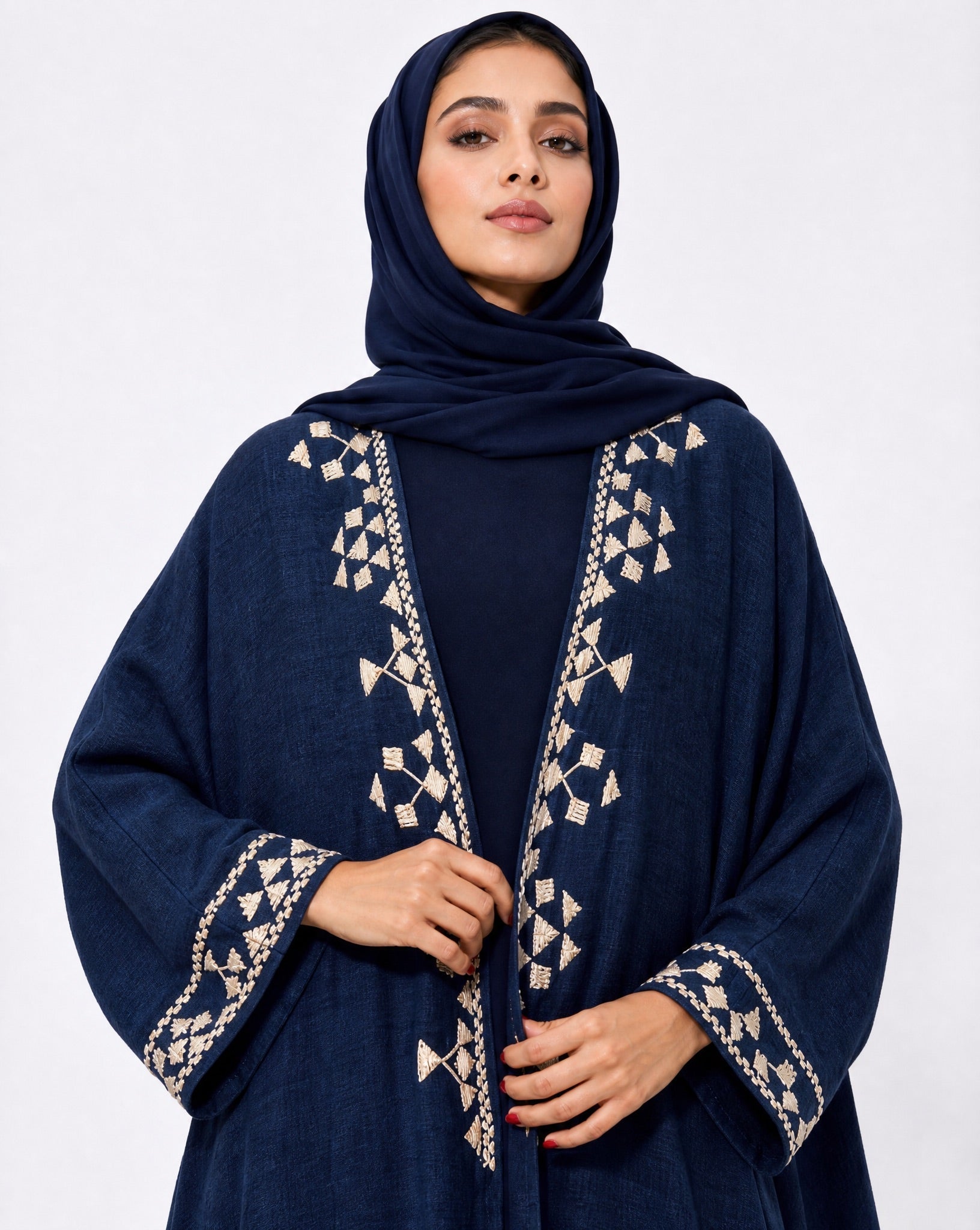 340041-NY ABAYA - PEARL COLLECTION - MIRA Y MANO