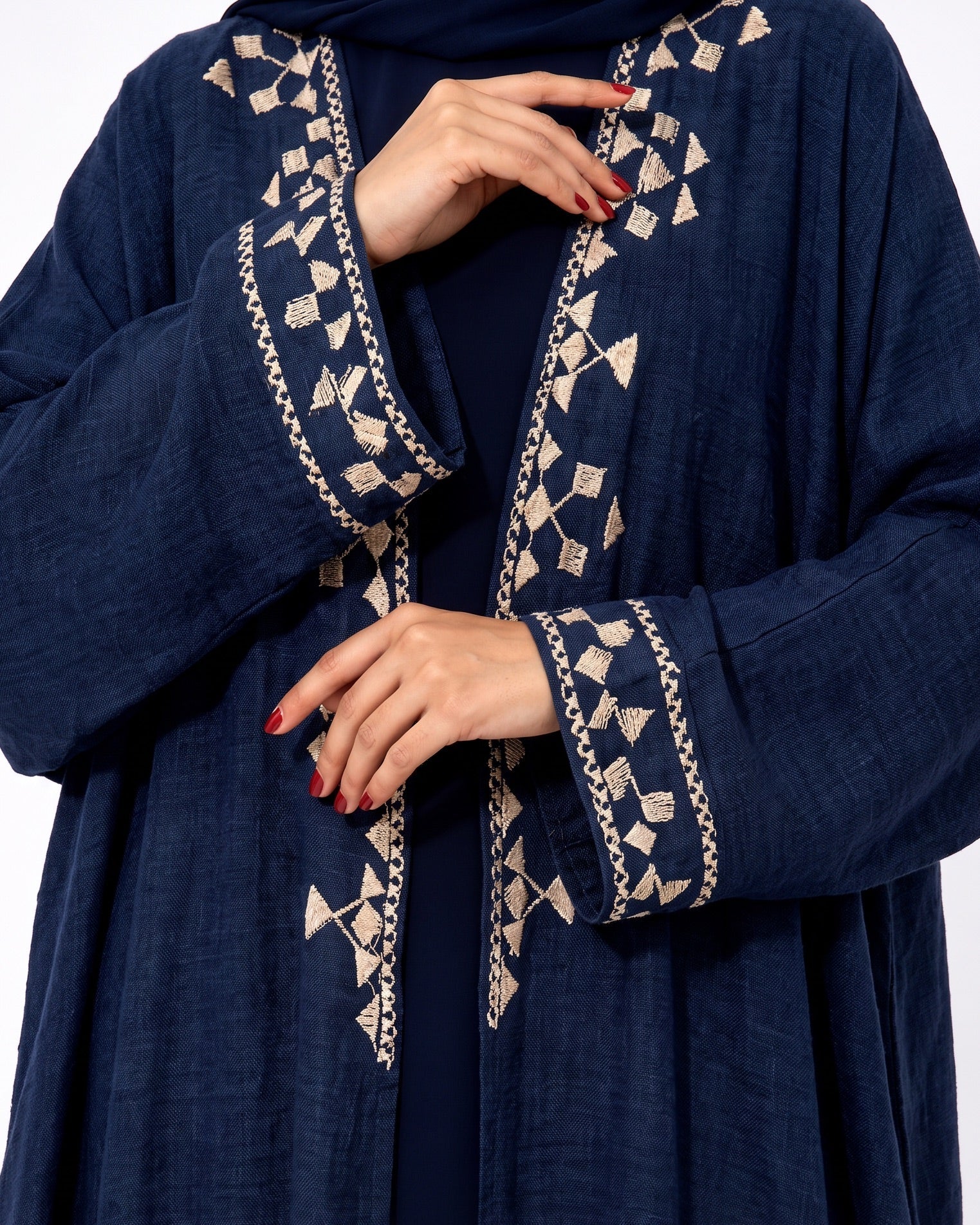 340041-NY ABAYA - PEARL COLLECTION - MIRA Y MANO