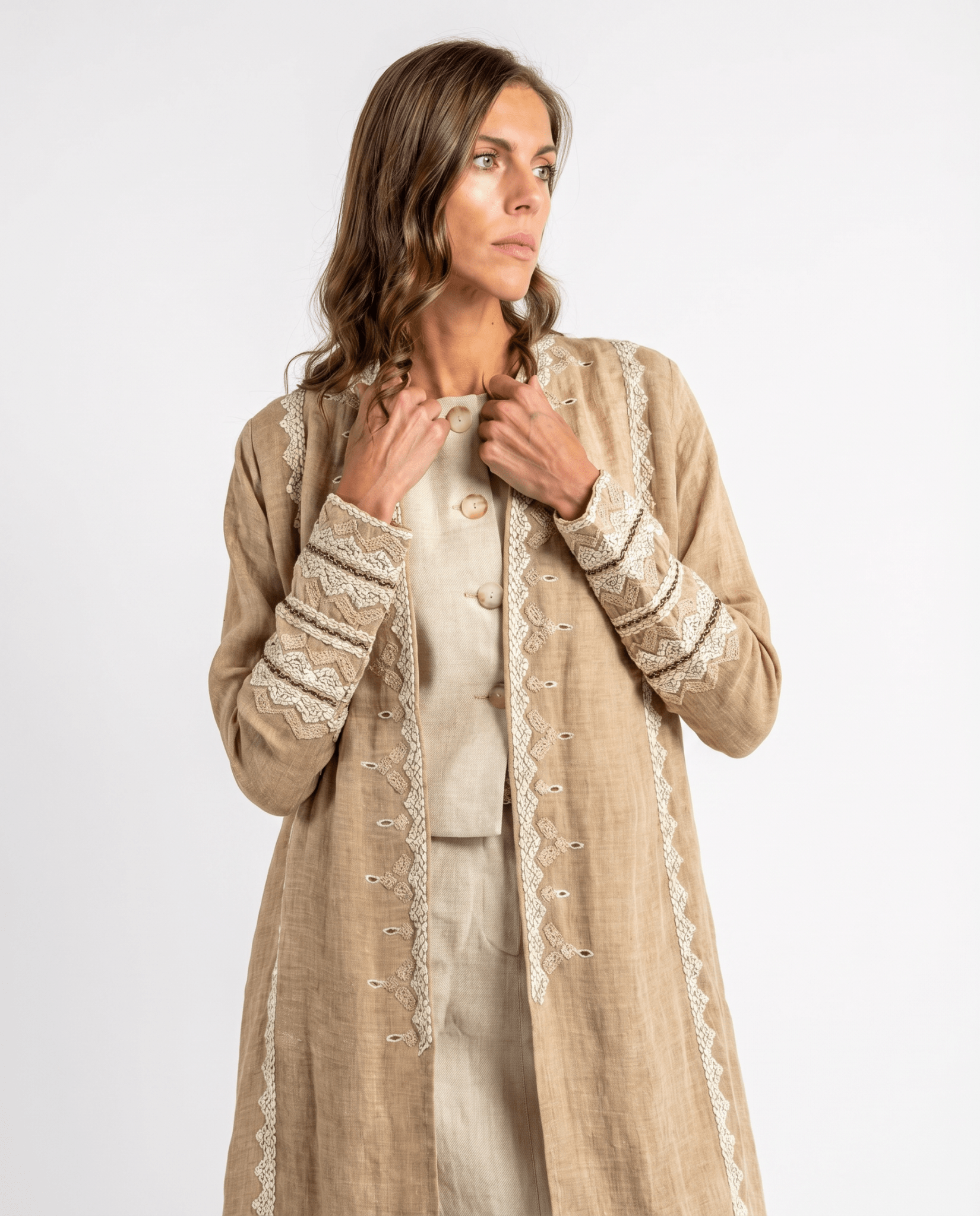 340076 - B ABAYA - PEARL COLLECTION - MIRA Y MANO