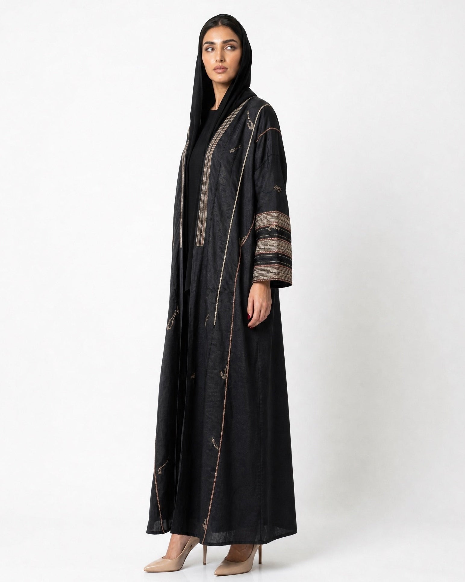 340118 – Black Silk Abaya - PEARL COLLECTION - MIRA Y MANO