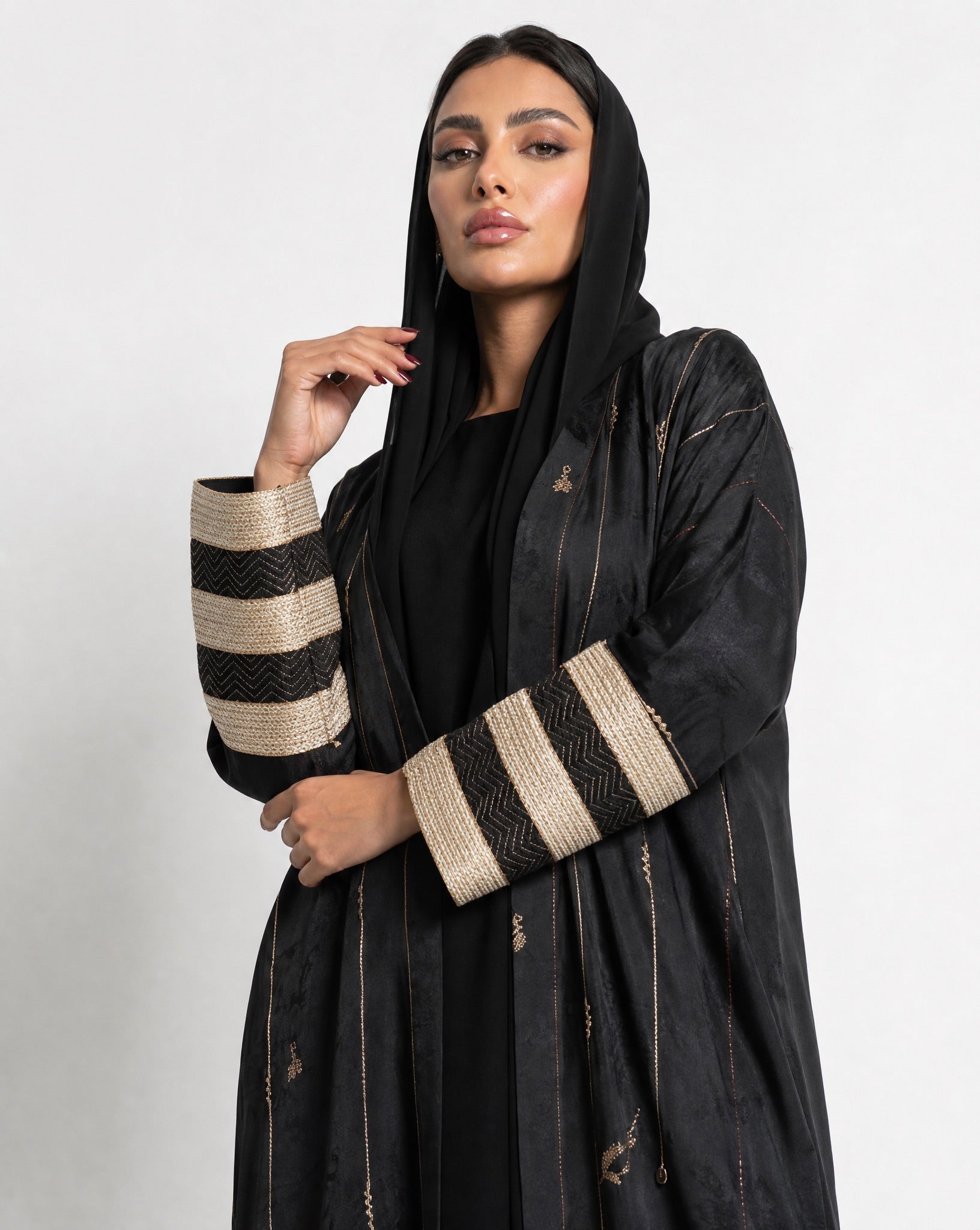 340119 - Black Silk Abaya - PEARL COLLECTION - MIRA Y MANO