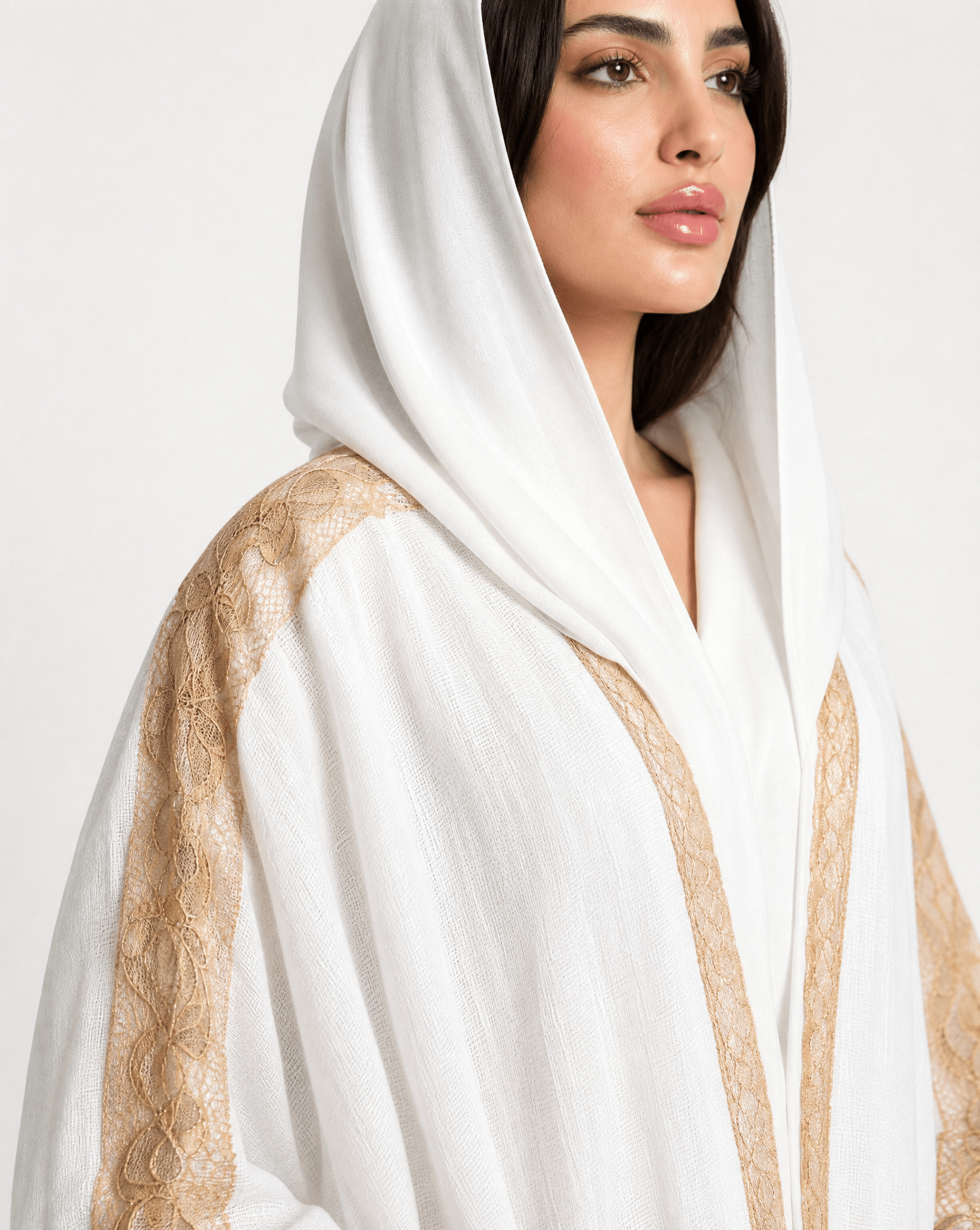 340125 - IV ABAYA - PEARL COLLECTION - MIRA Y MANO