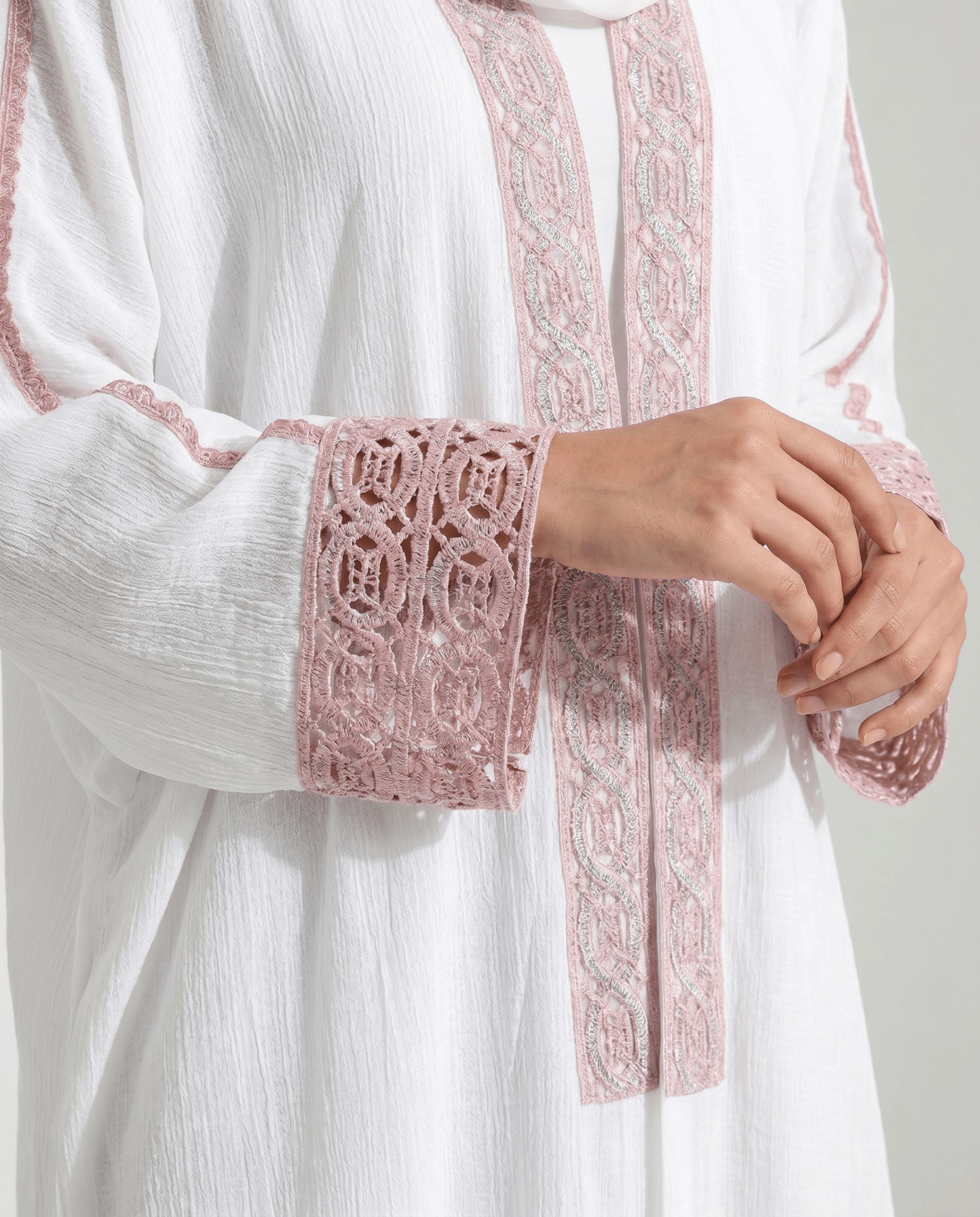 340133-IV ABAYA - PEARL COLLECTION - MIRA Y MANO