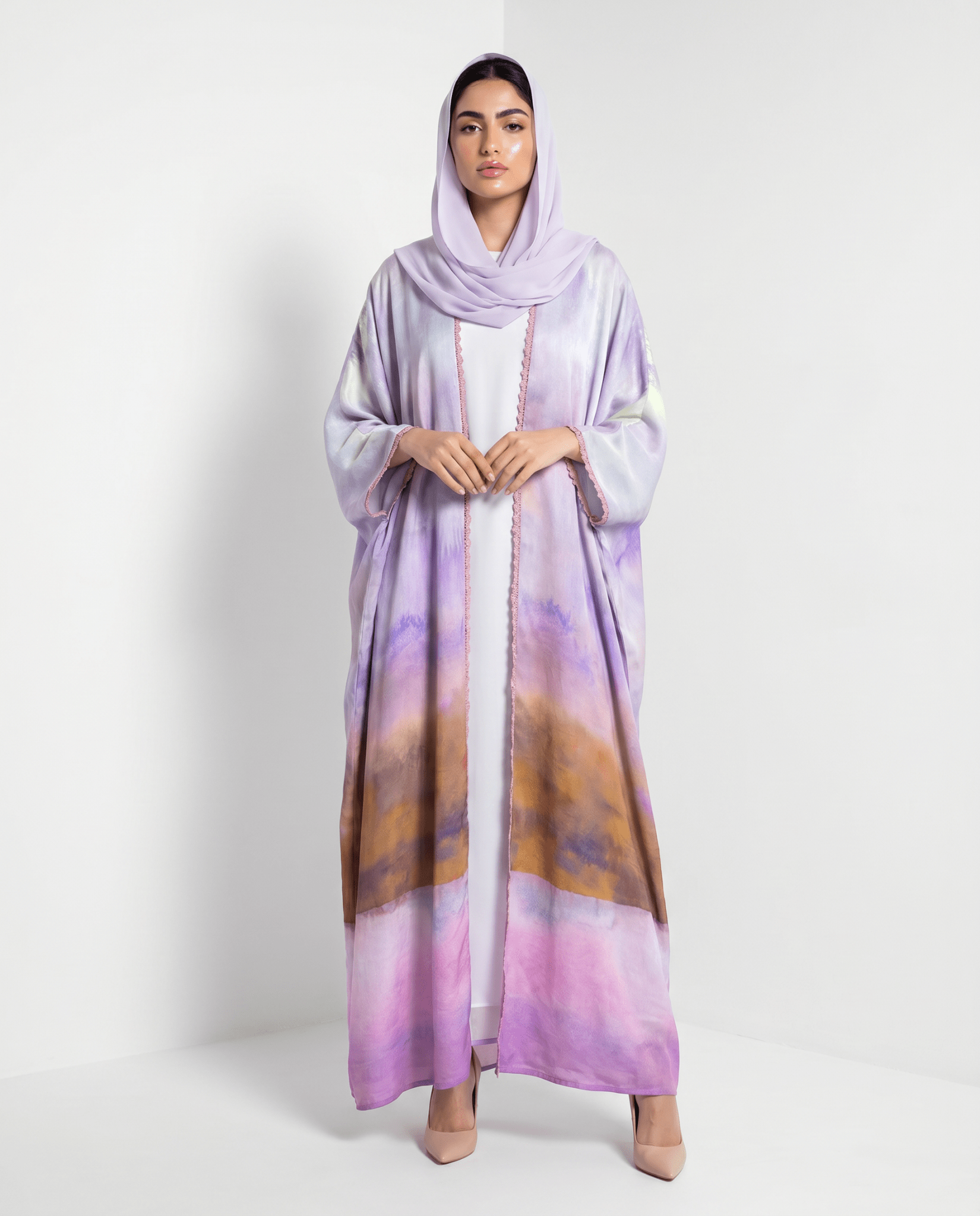 340136 - PL ABAYA - PEARL COLLECTION - MIRA Y MANO