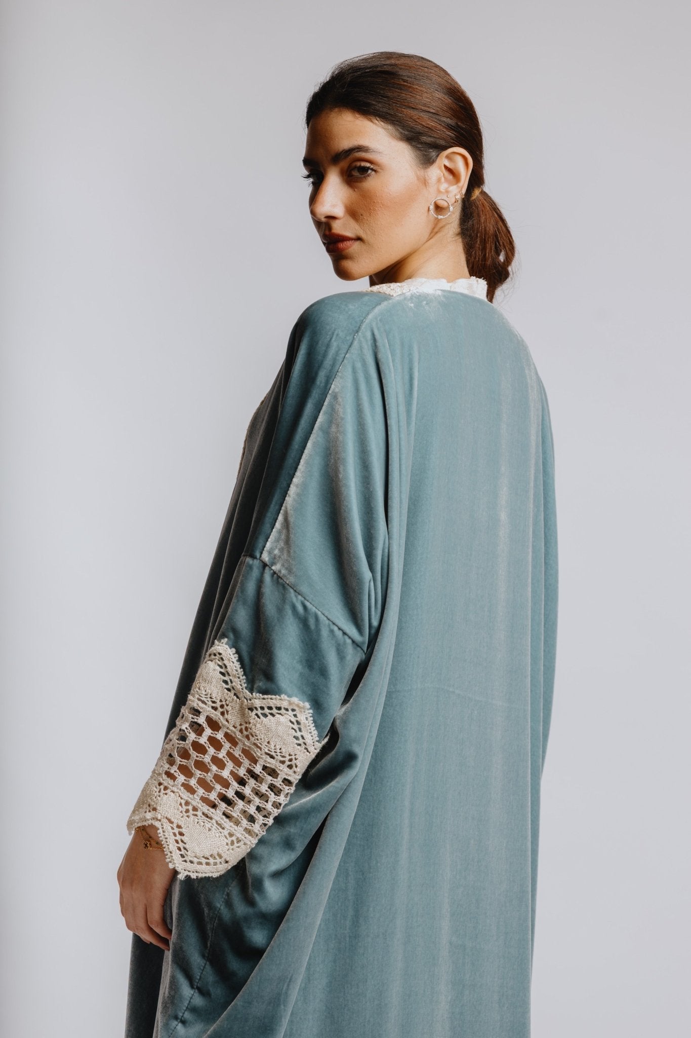 780030 ABAYA - PEARL COLLECTION - MIRA Y MANO