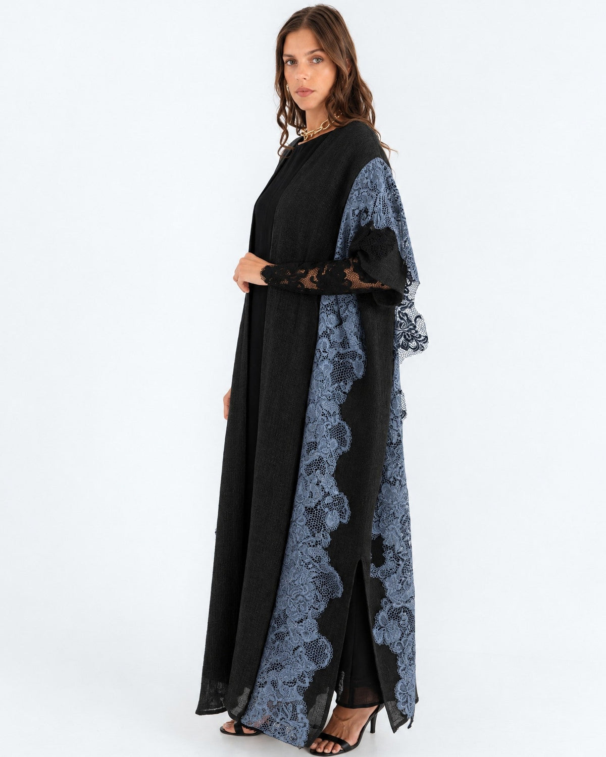 صورة للمنتج PEC 340037-BLK - عباية كتان سوداء – MIRA Y MANO