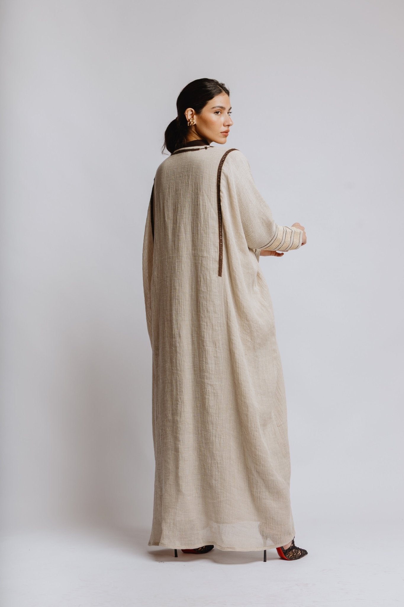 PEC 340095 ABAYA - PEARL COLLECTION - MIRA Y MANO
