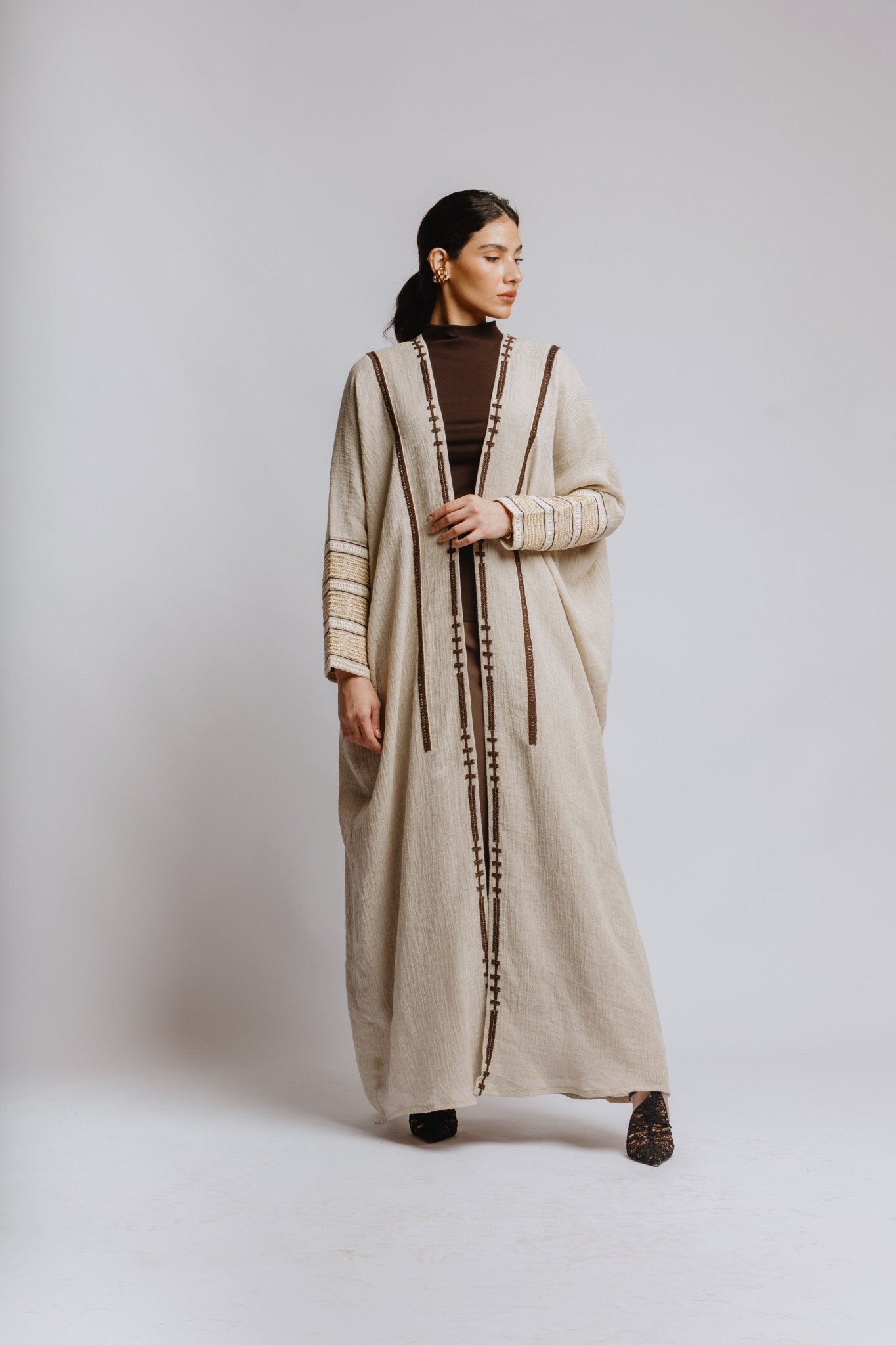 PEC 340095 ABAYA - PEARL COLLECTION - MIRA Y MANO