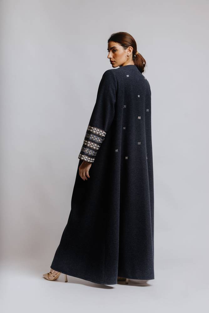 PEC 340101 - A ABAYA - MIRA Y MANO