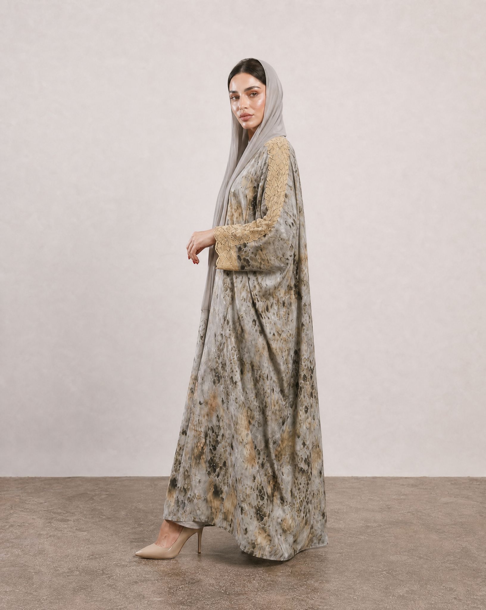 PEC 340115 ABAYA - PEARL COLLECTION - MIRA Y MANO