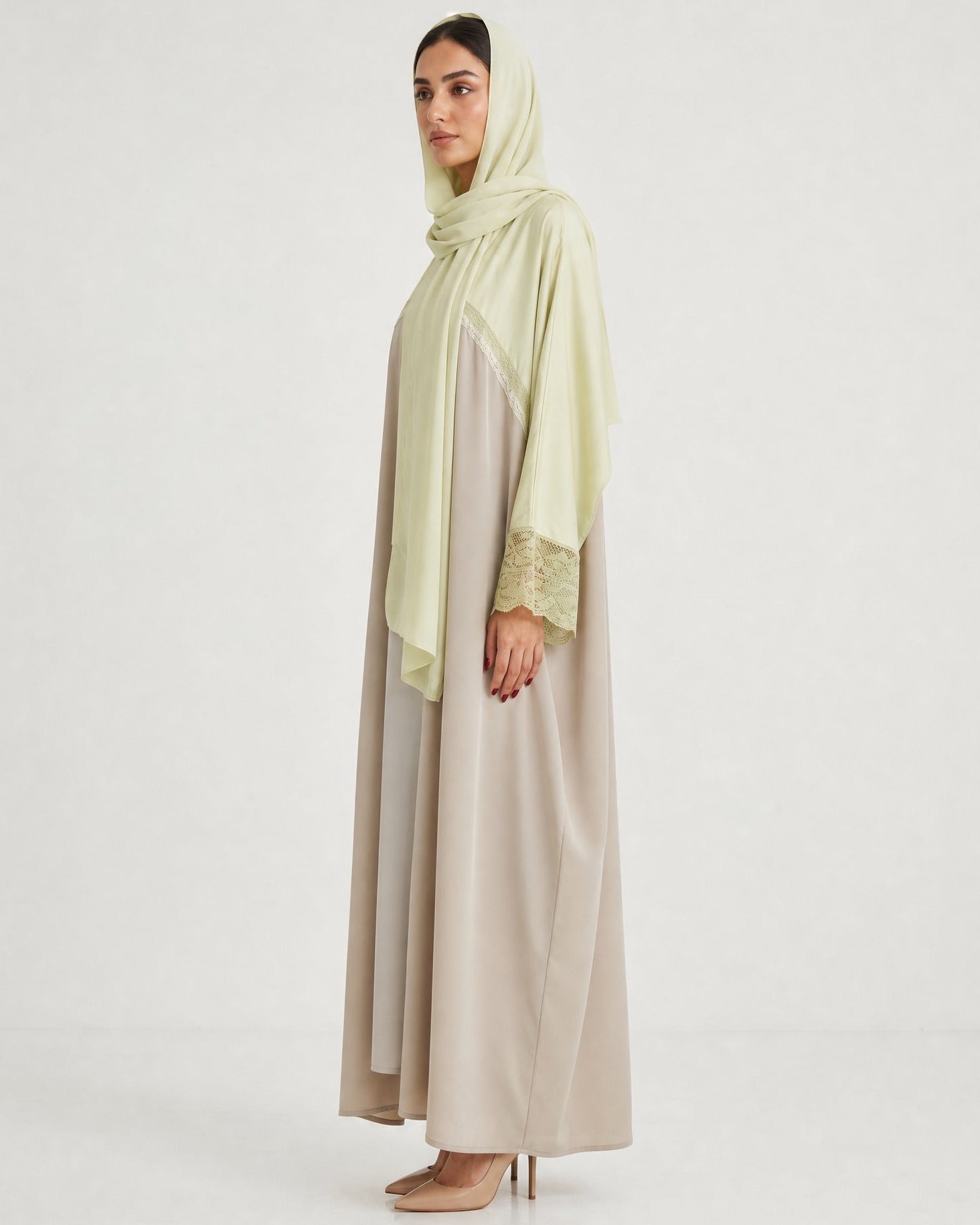 PEC 340149 - Gray Silk Abaya - PEARL COLLECTION - MIRA Y MANO