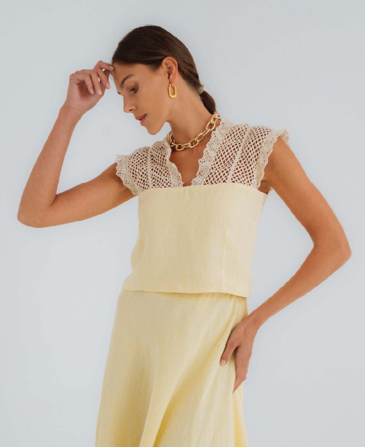 PEC 660 - YL TOP & SKIRT - PEARL COLLECTION - MIRA Y MANO