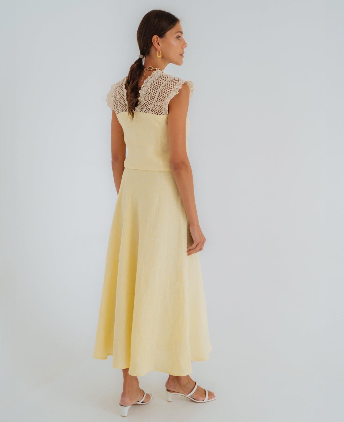 PEC 660 - YL TOP & SKIRT - PEARL COLLECTION - MIRA Y MANO