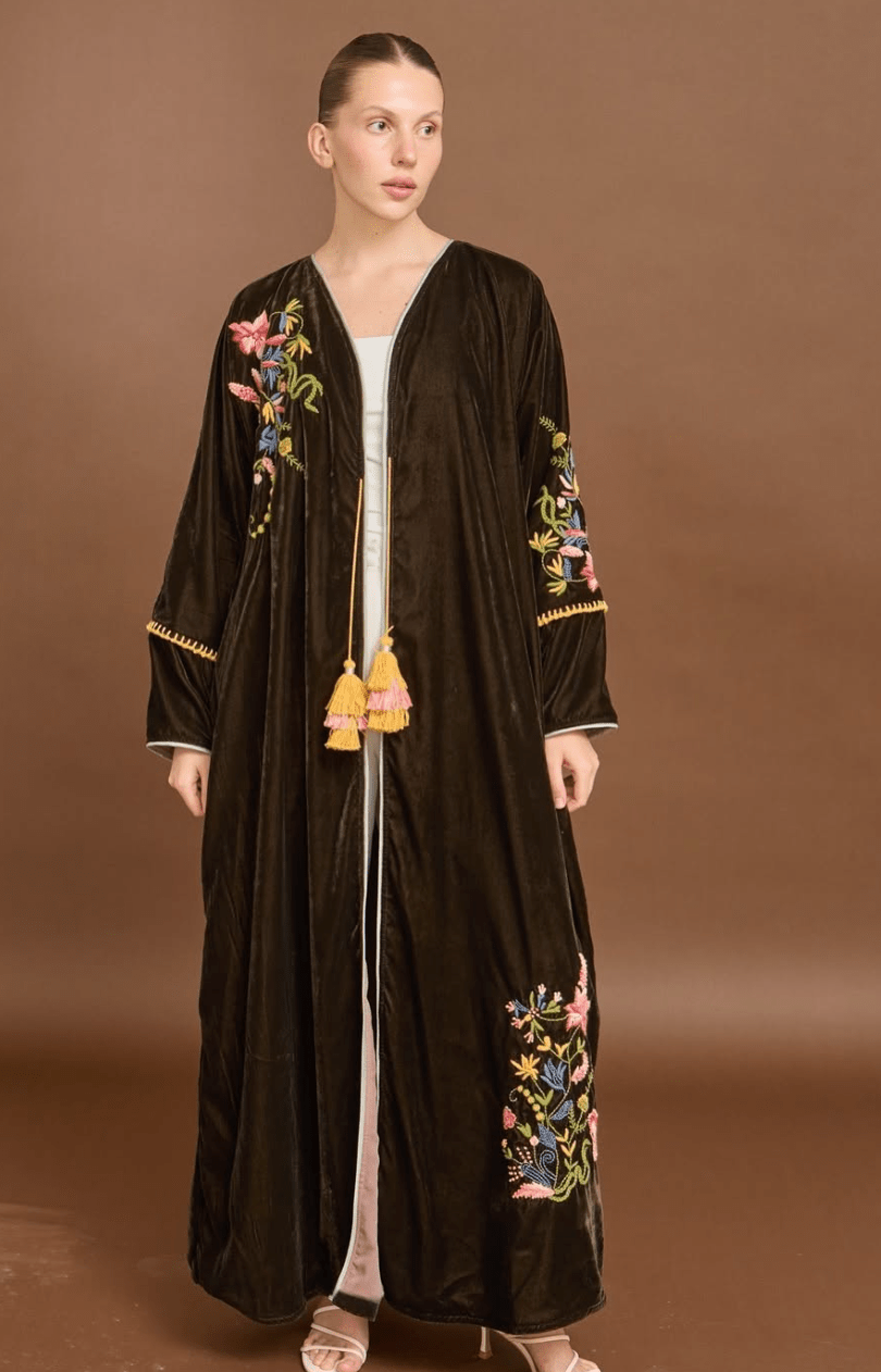 NOUSSA - BR ABAYA - PRIVILEGE OFFICIAL - MIRA Y MANO