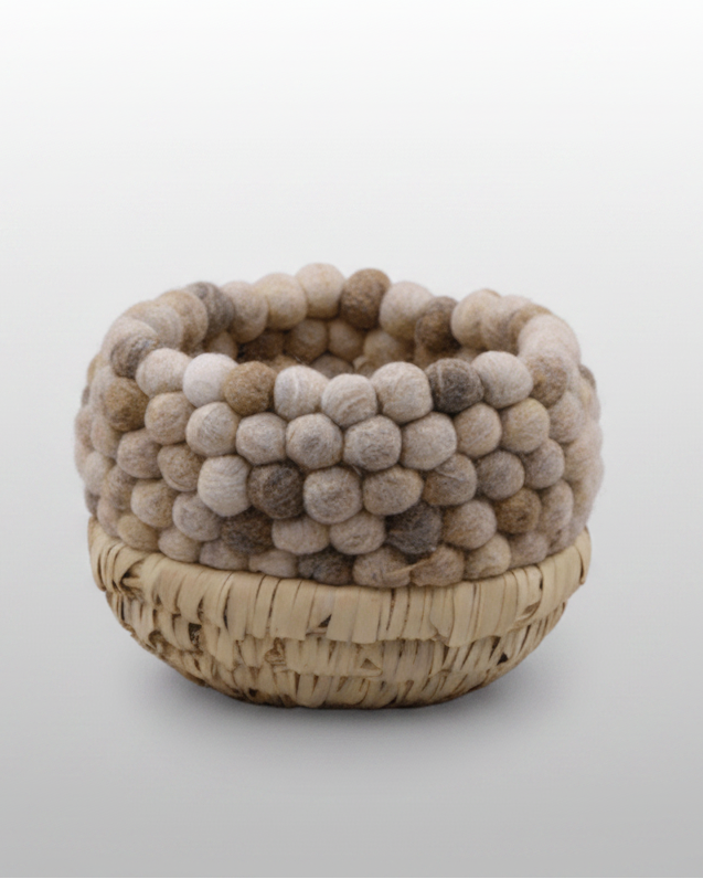 BEIGE SMALL BASKET - PTI - MIRA Y MANO