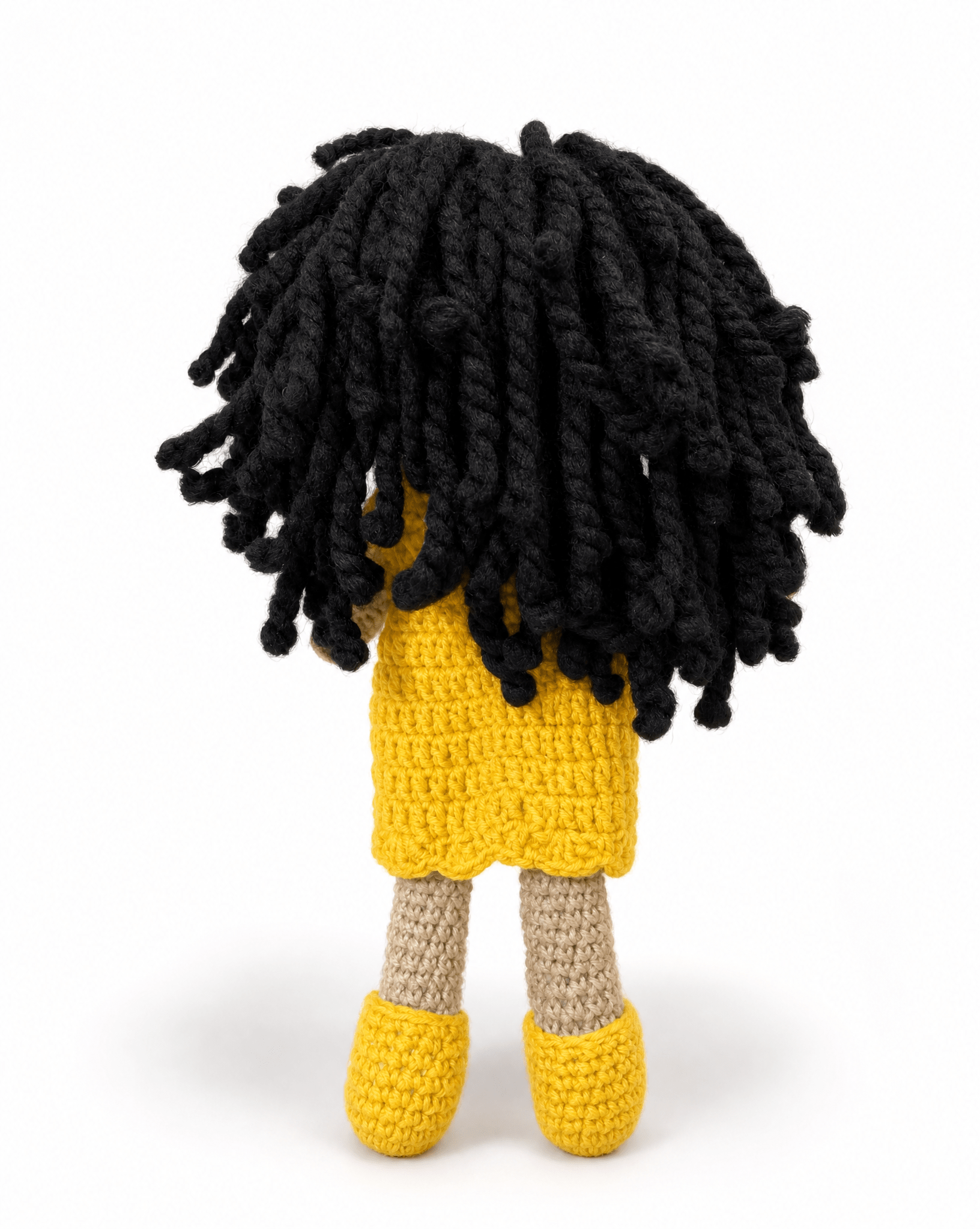 GIRL DOLL YELLOW - PTI - MIRA Y MANO