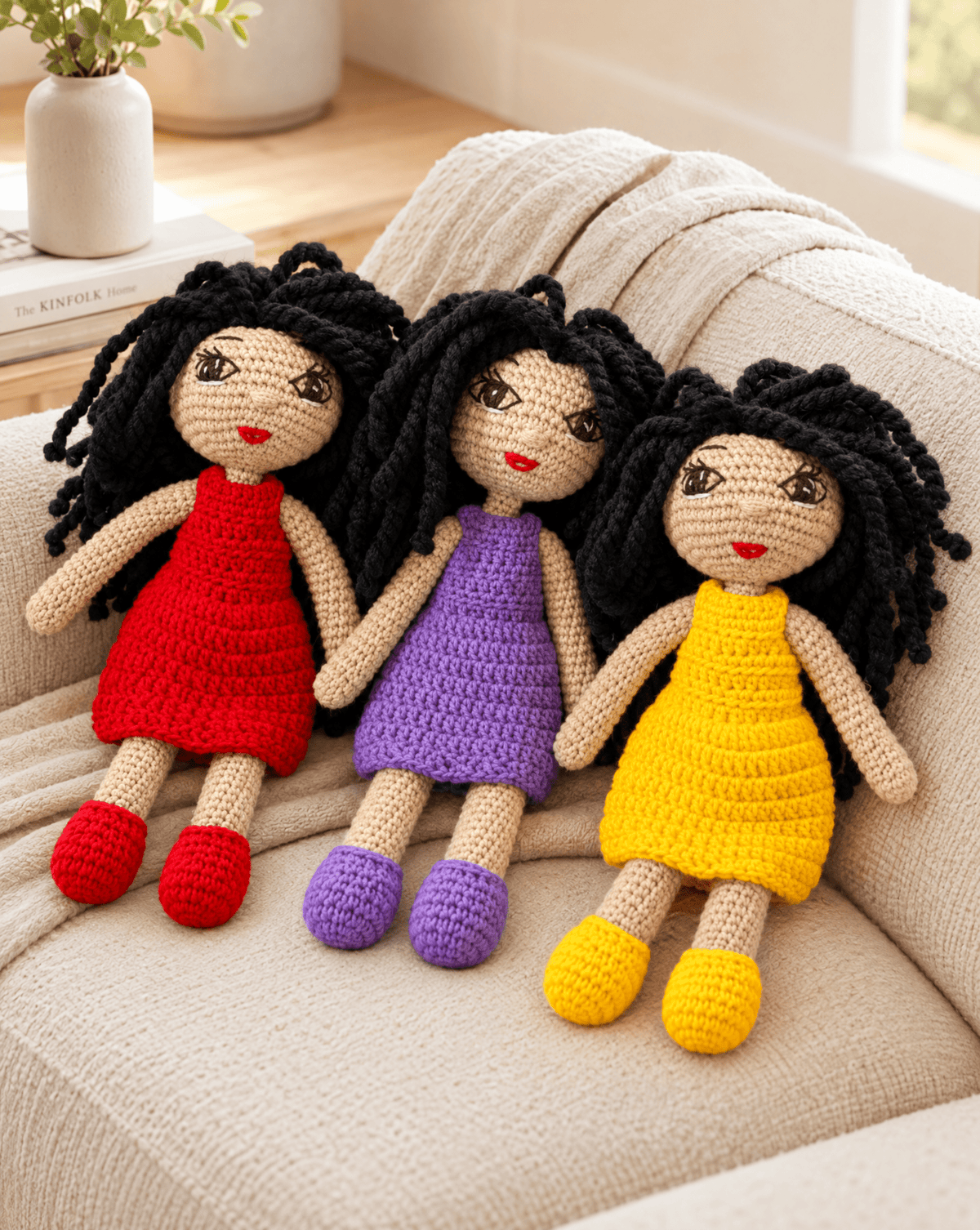Girl Doll Yellow - PTI - MIRA Y MANO