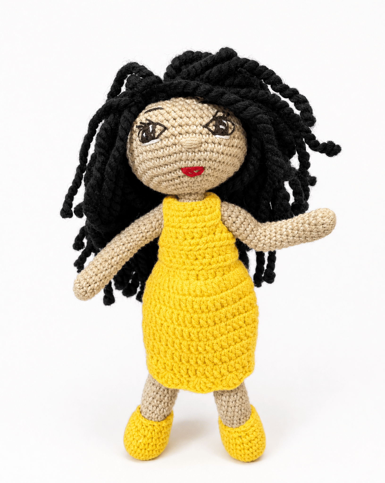 GIRL DOLL YELLOW - PTI - MIRA Y MANO