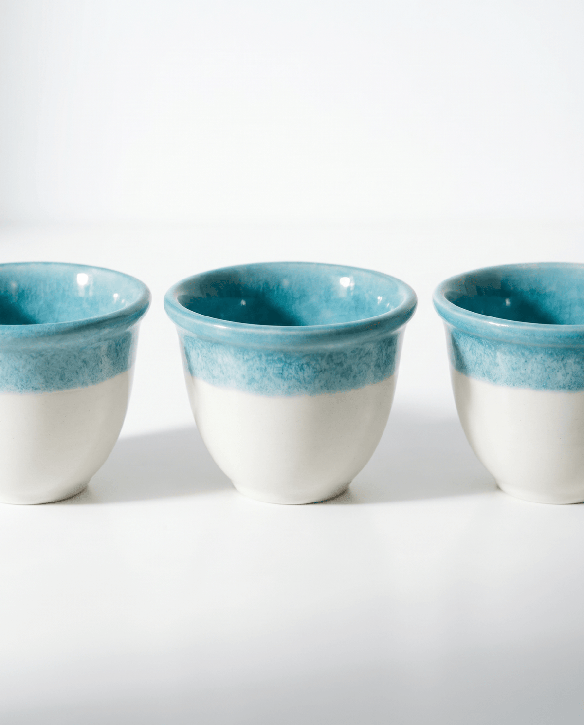 OLIVE CUPS - PTI - MIRA Y MANO