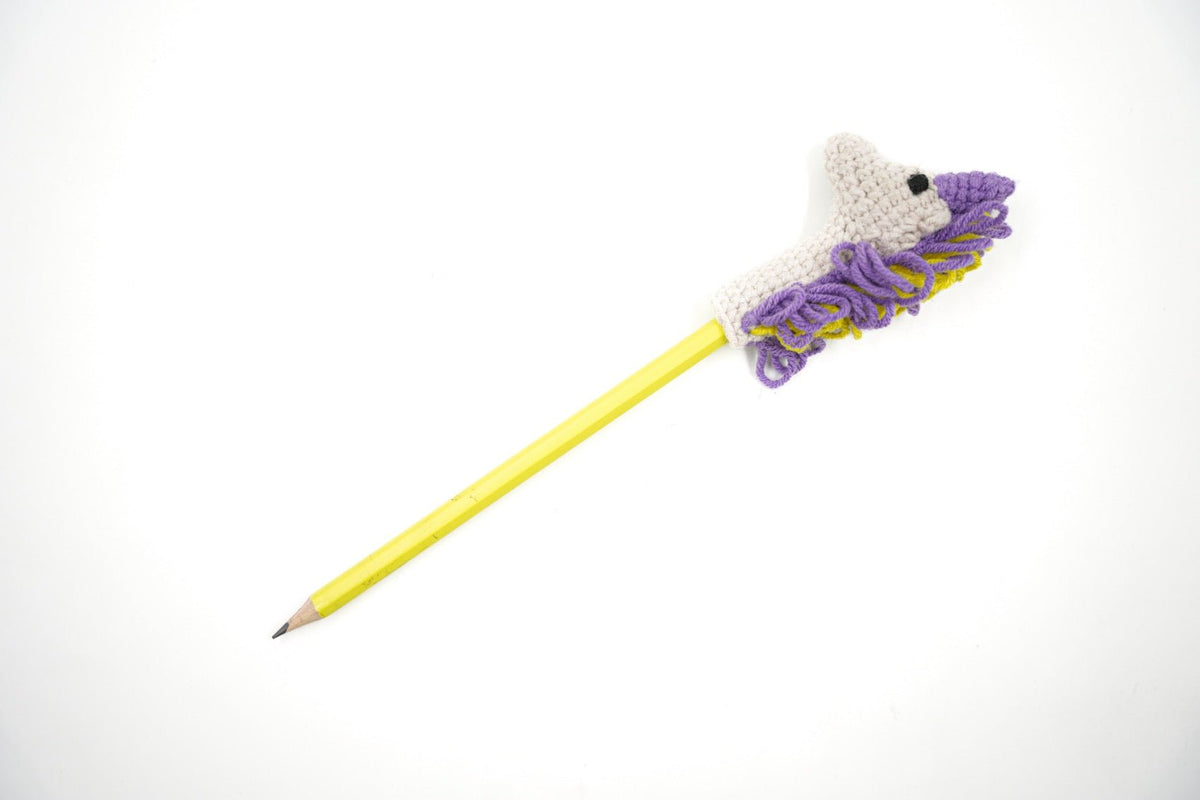 PENCIL GIRAFFE STATIONARY - PTI - MIRA Y MANO