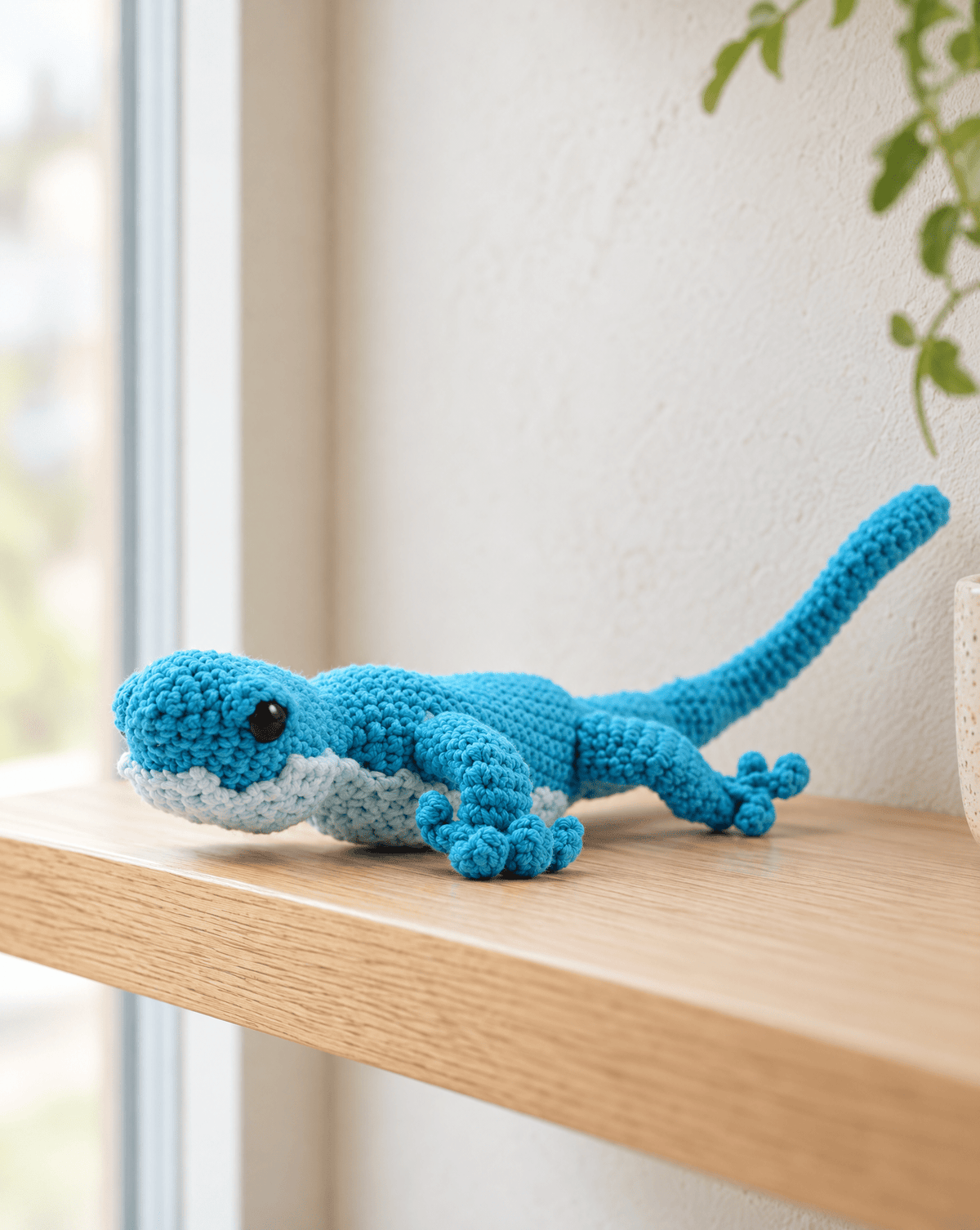 Wild Lizard Toy - PTI - MIRA Y MANO