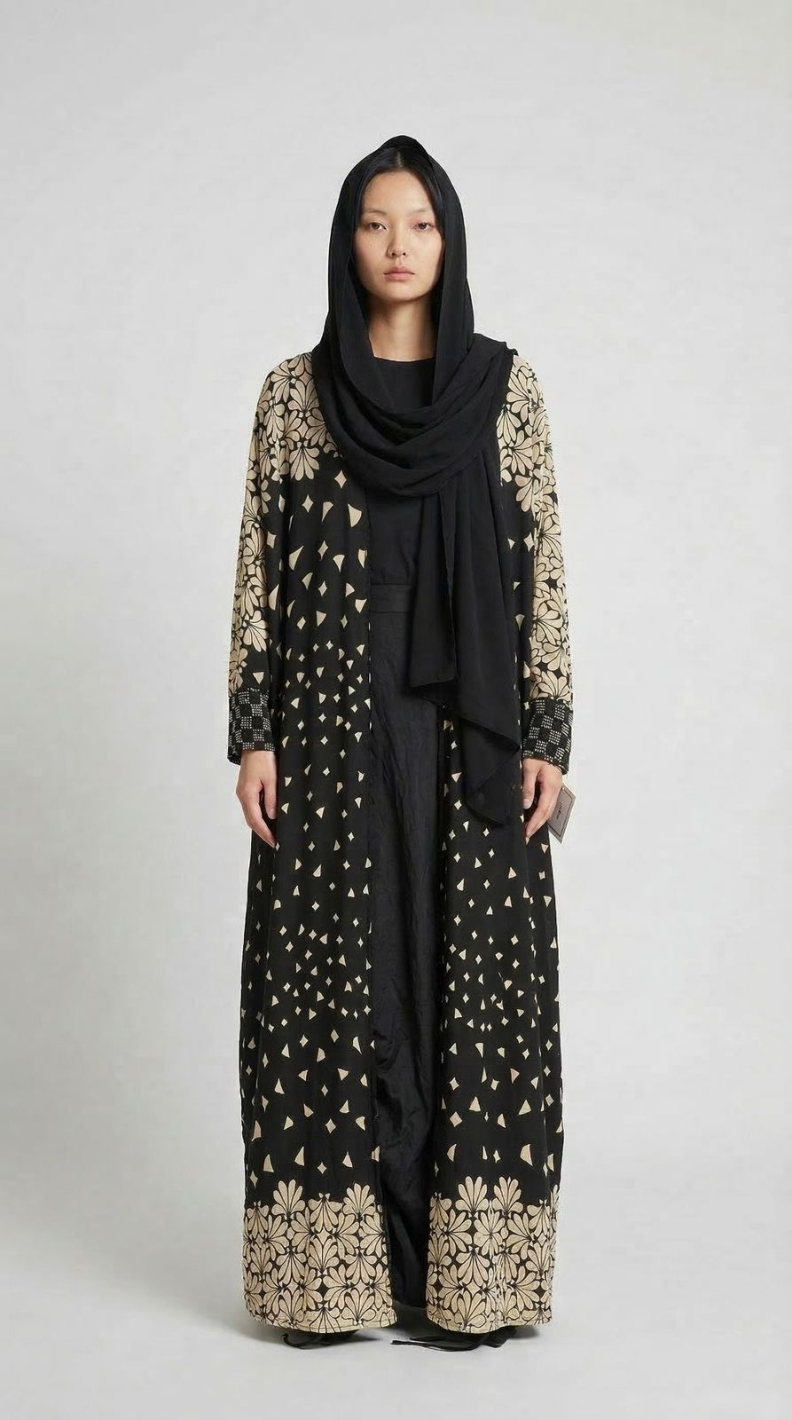 MQR04 ABAYA - QATARIA ABAYA - MIRA Y MANO