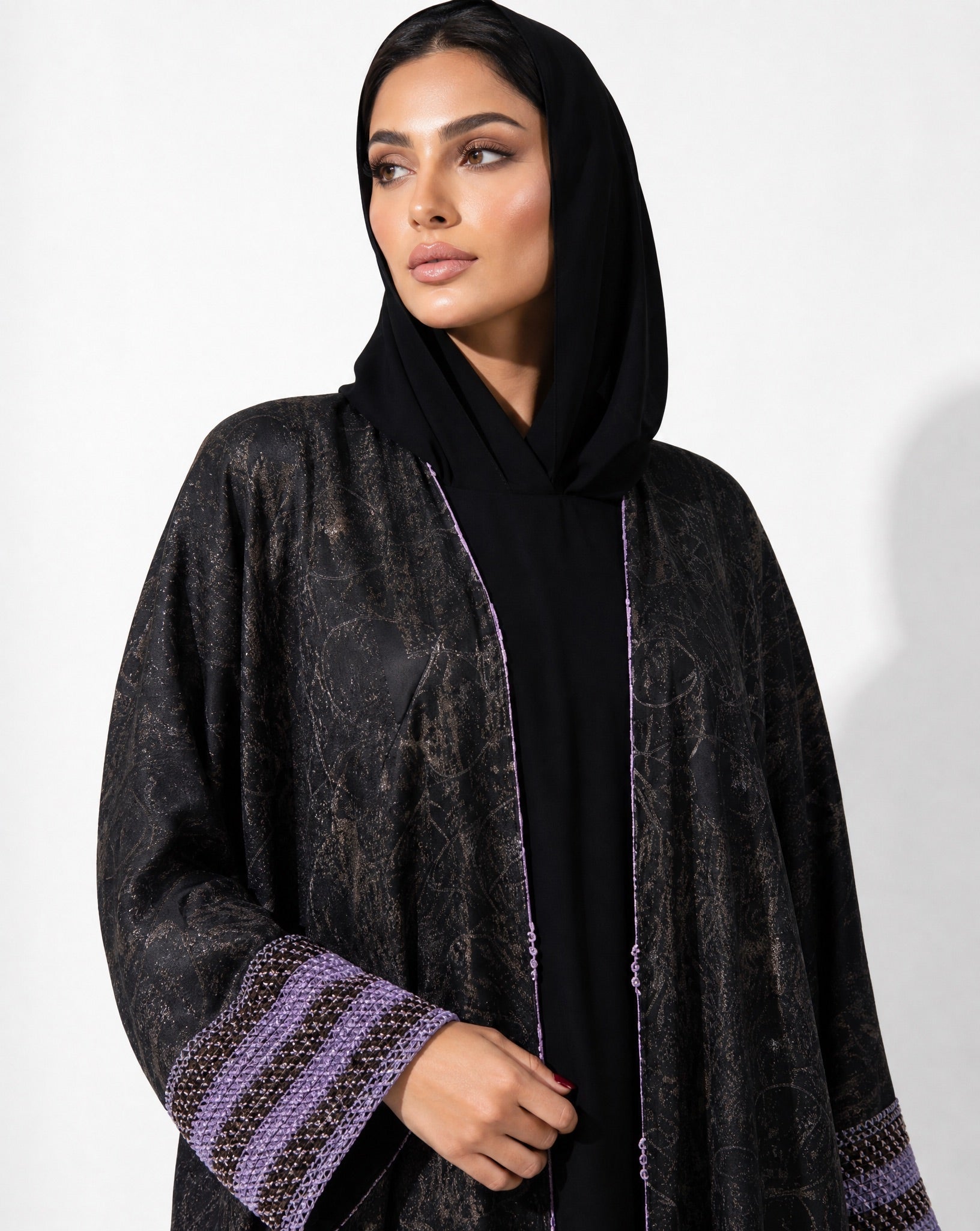 QM2601 – Black Crepe Abaya - QATARIA ABAYA - MIRA Y MANO
