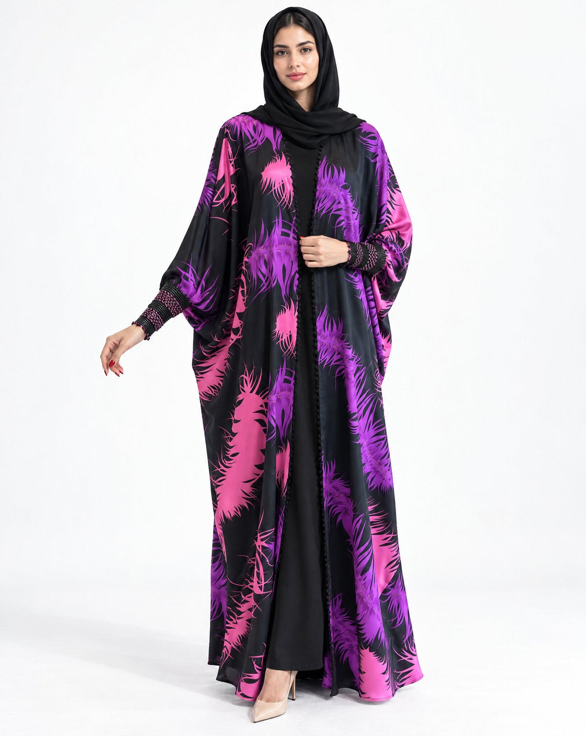 QTR QM18 - Printed Silk Abaya - MIRA Y MANO