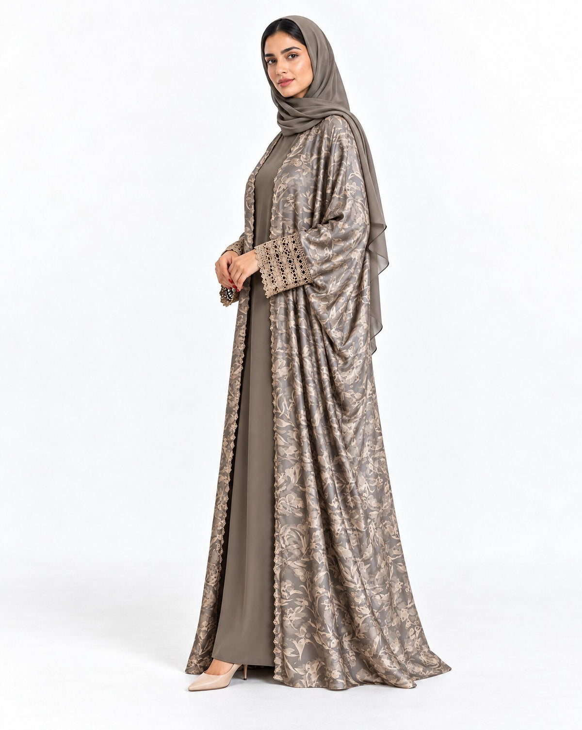 QTR QM43 Dark Goldenrod Crepe Abaya - MIRA Y MANO