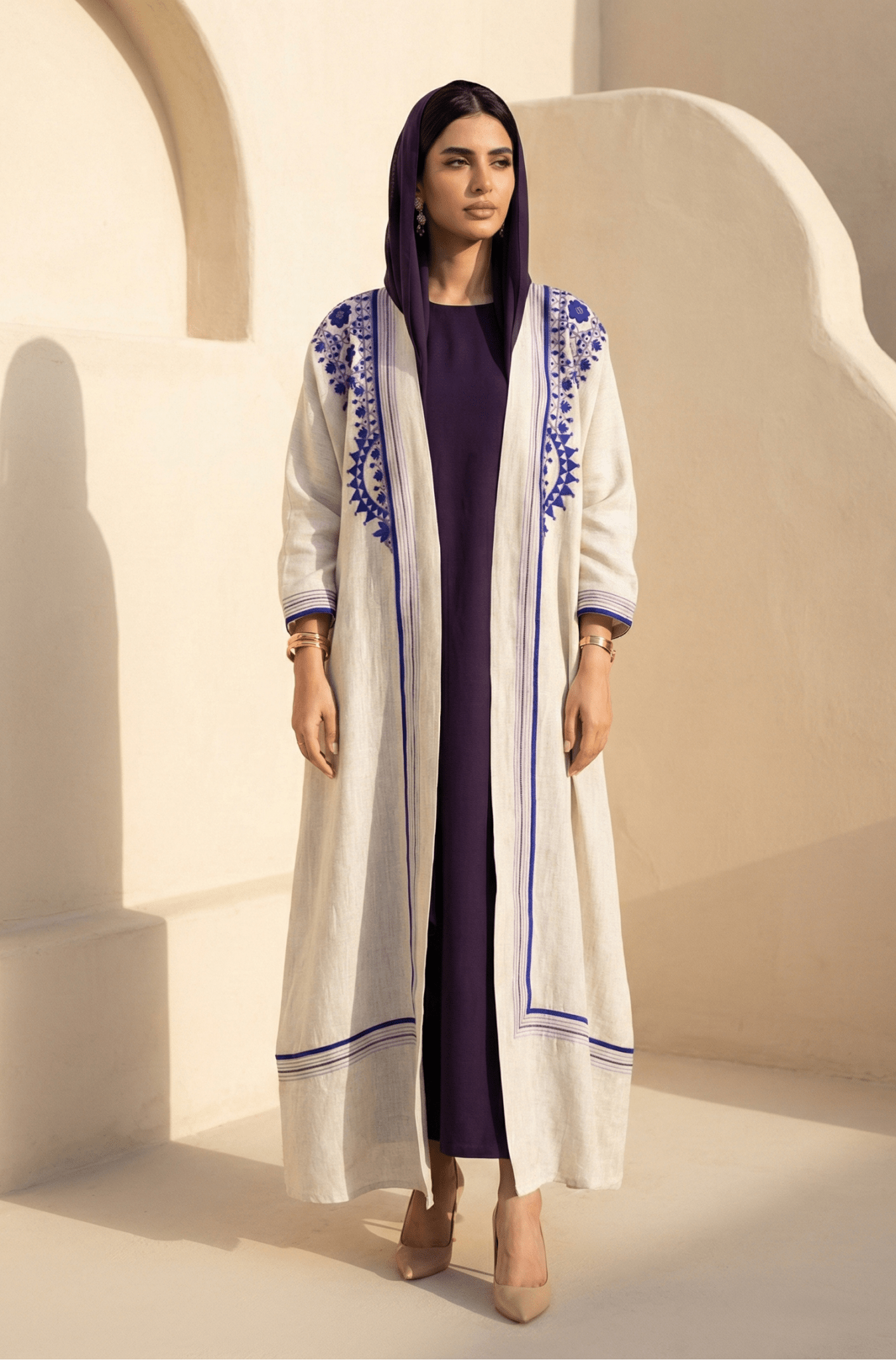 QM - 0019 ABAYA - QUARTIZ - MIRA Y MANO