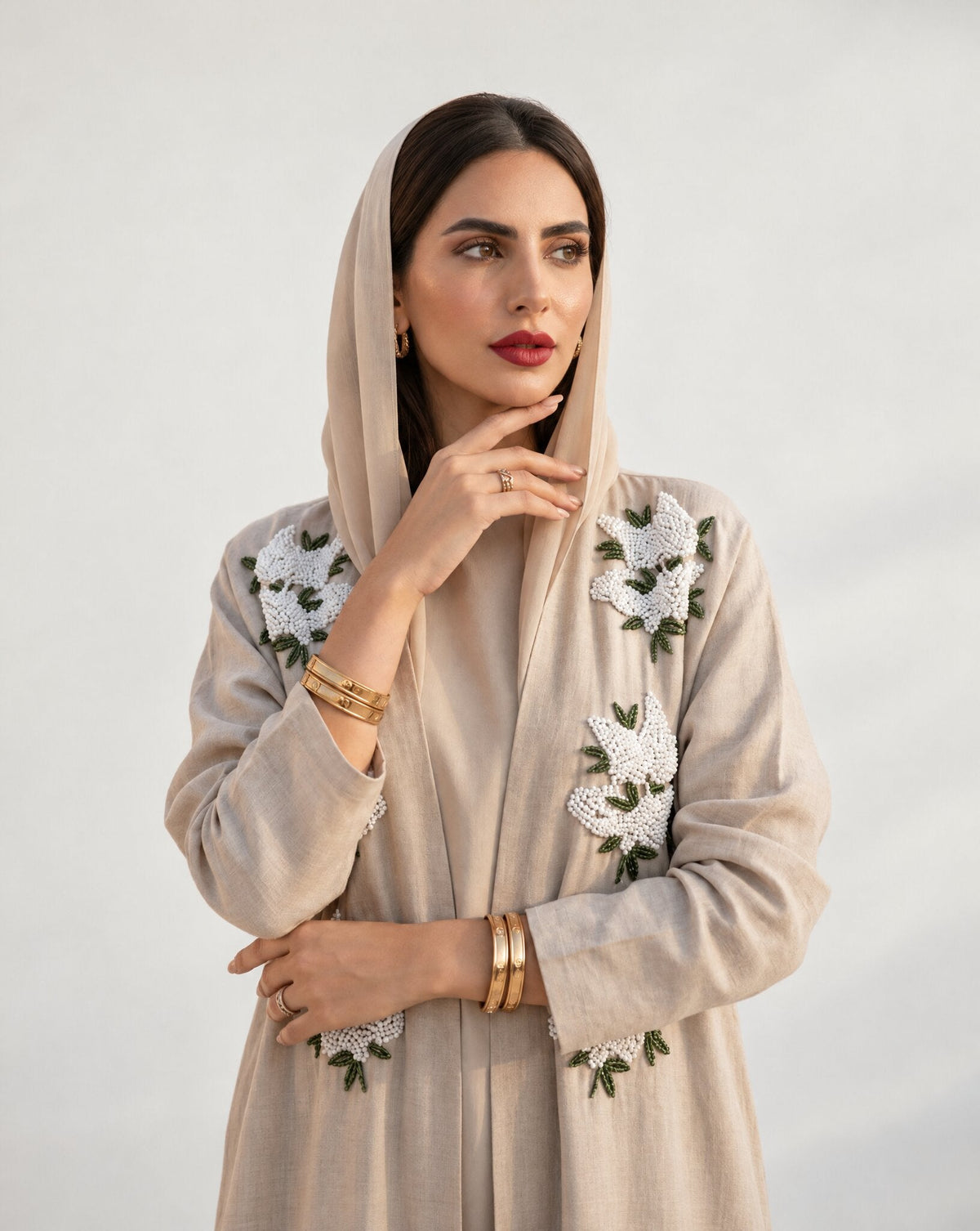 QM-0025 – Beige Linen Abaya - MIRA Y MANO