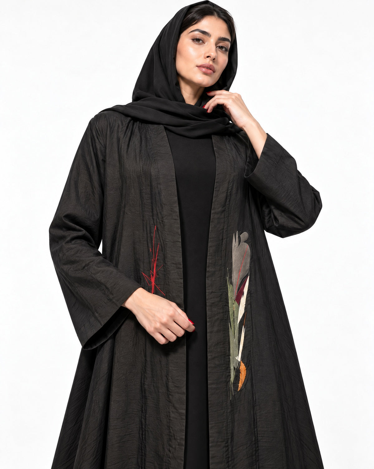 Aliya – طقم عباية أسود