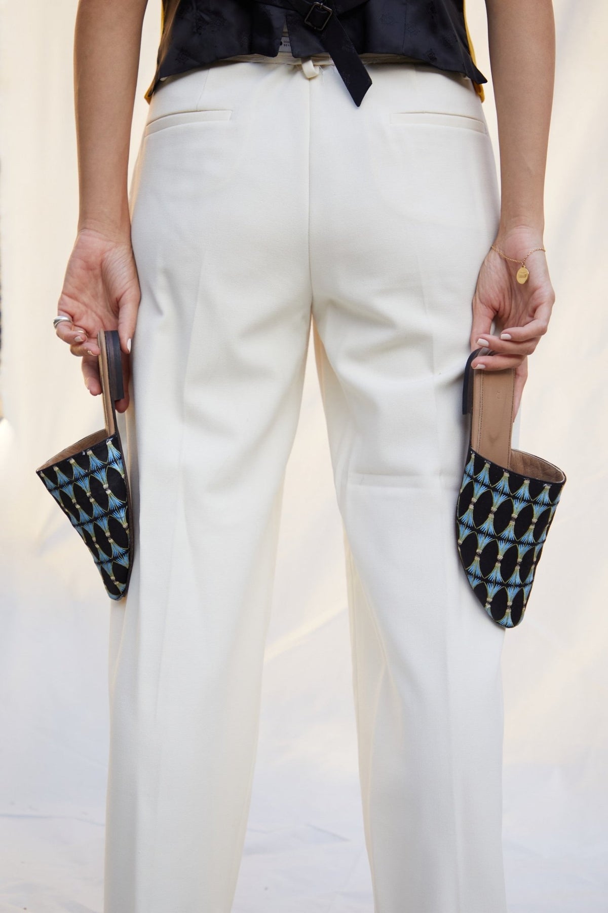 RAMLA LOTTI SHOES - MIRA Y MANO