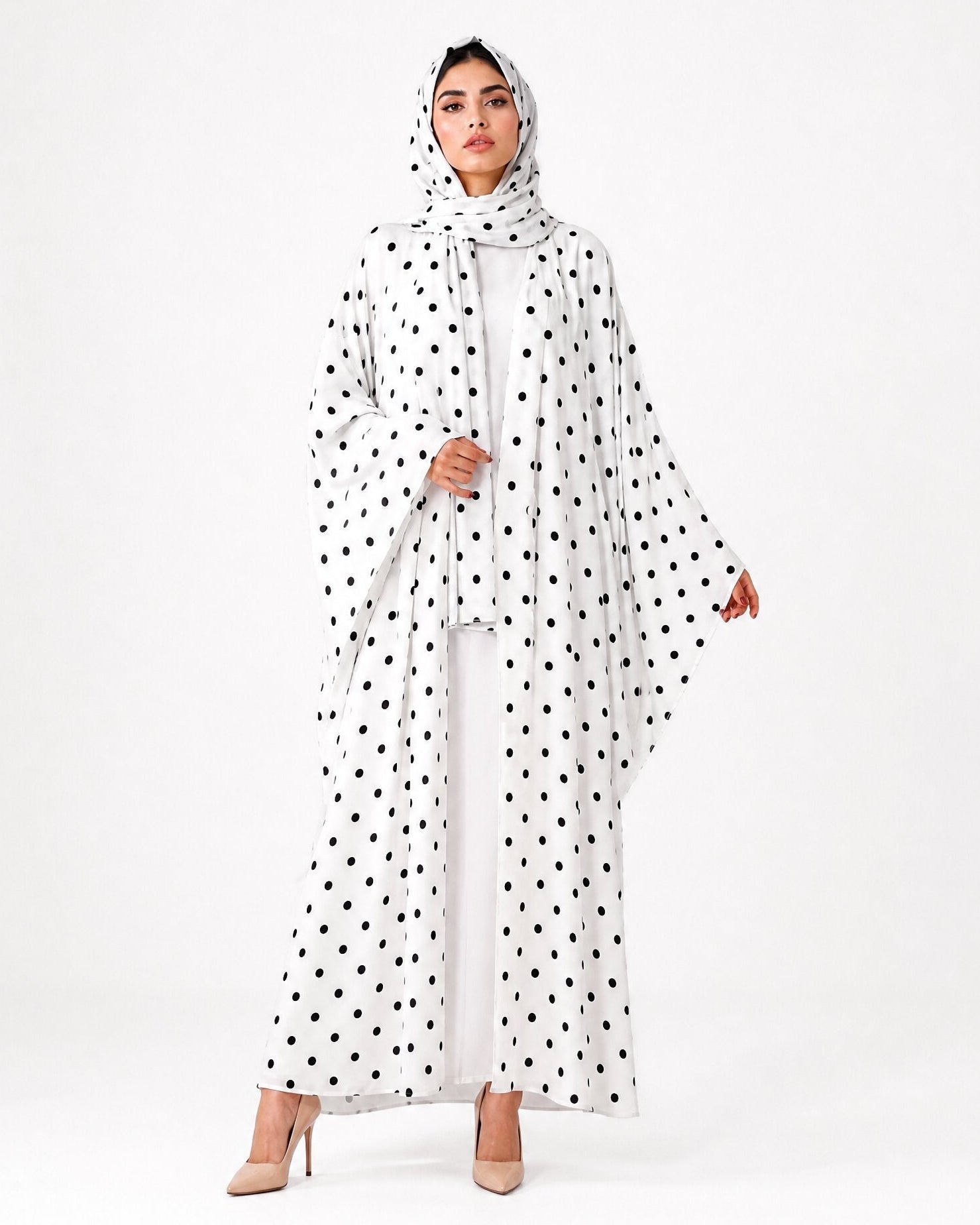RB 0116 – White Crepe Abaya - RASHA BILAL - MIRA Y MANO