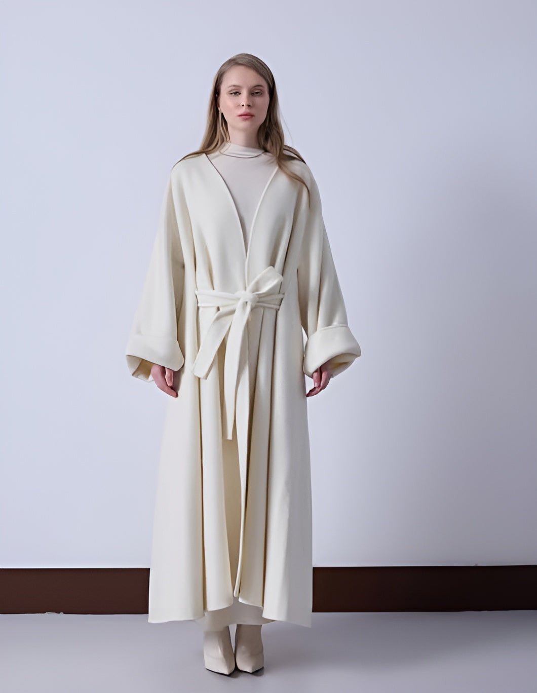 R - FW25 - N5 FARWA - REGISTERED - MIRA Y MANO