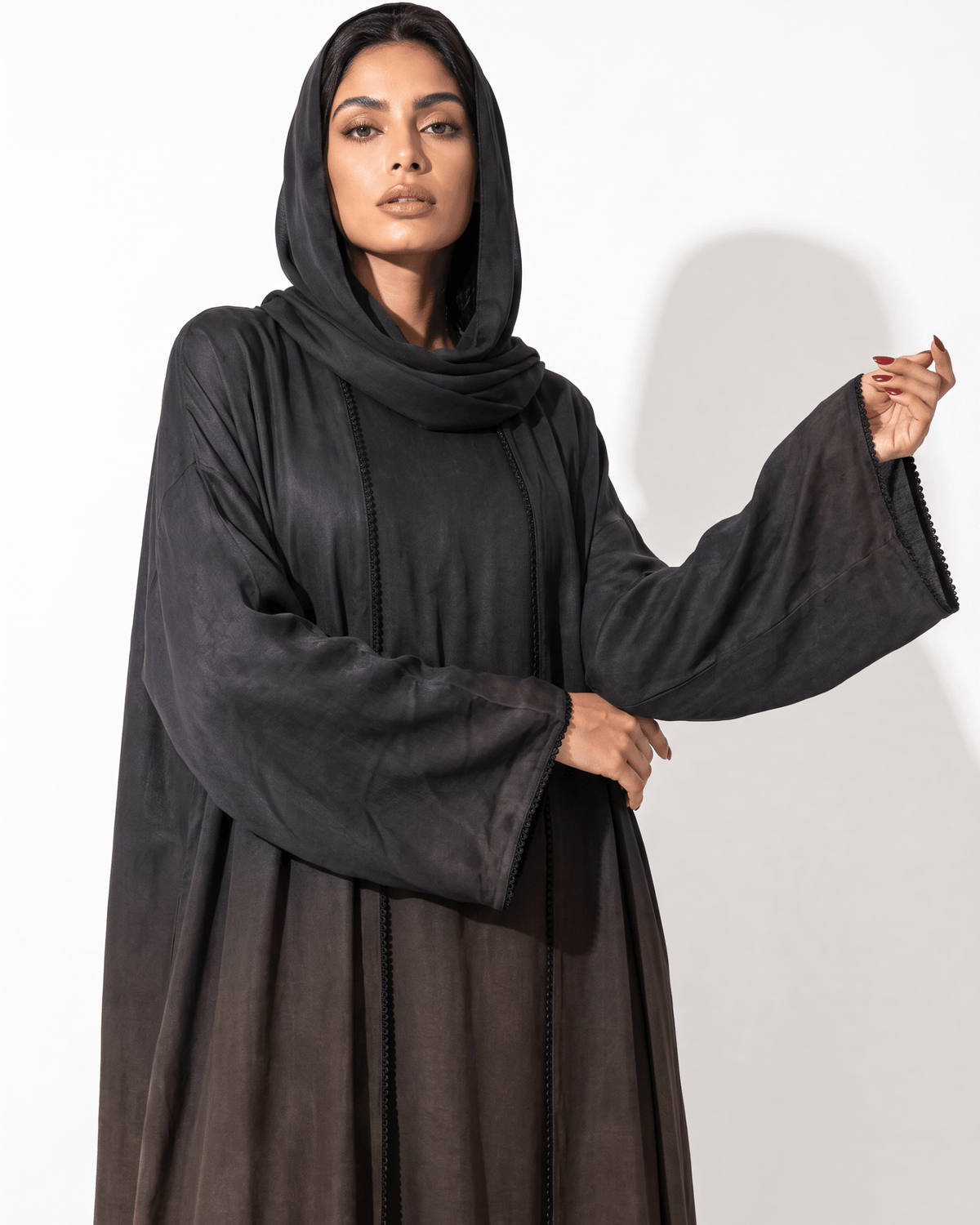 FOUZ-BR - Brown Washed Silk Abaya - RIBBON - MIRA Y MANO