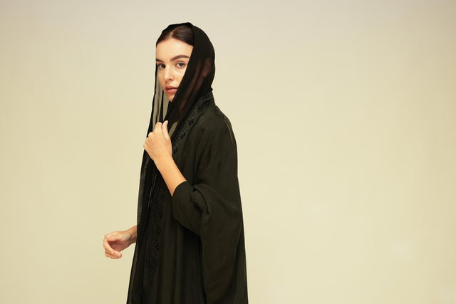 FW24R082 - BK ABAYA - RIBBON - MIRA Y MANO