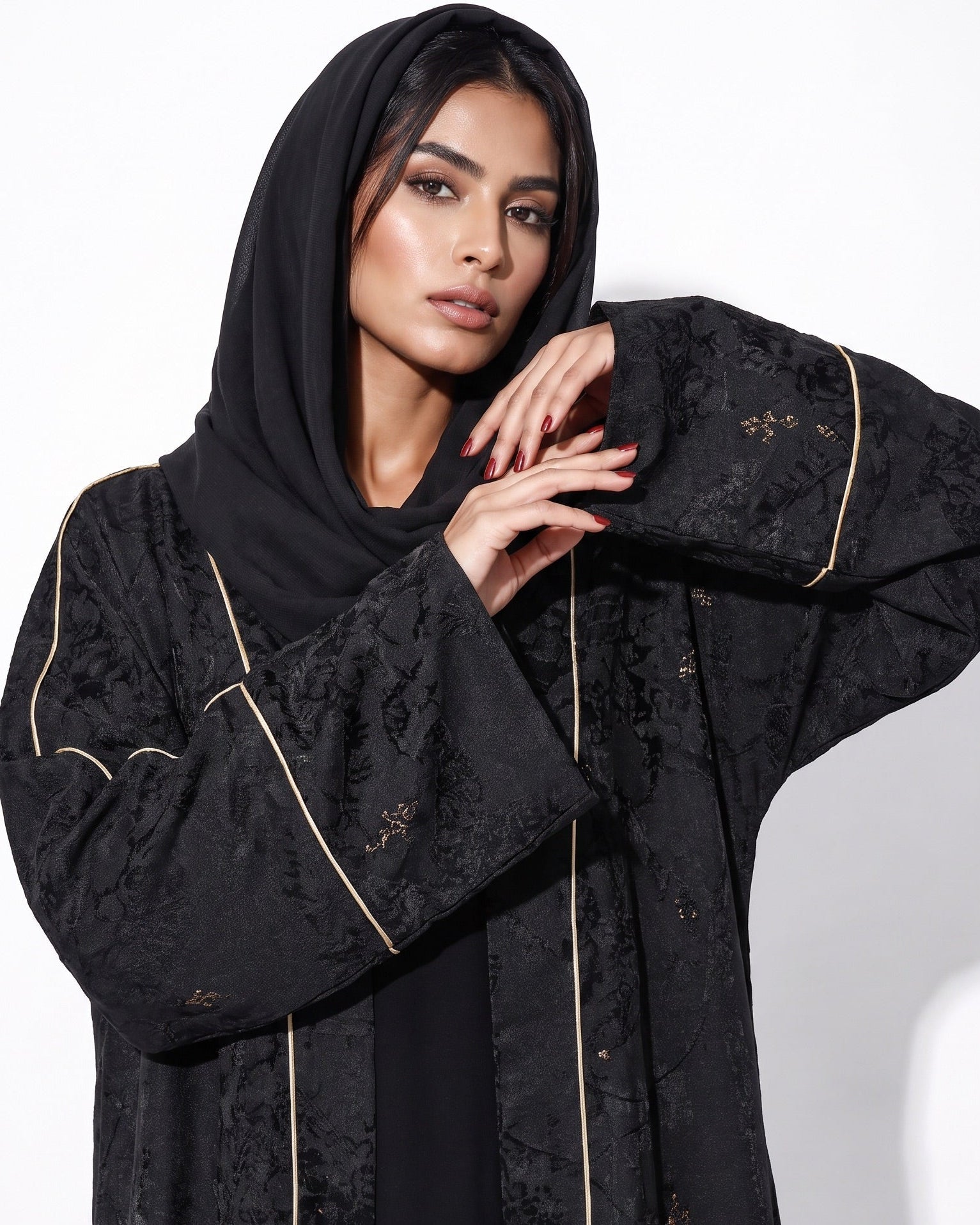 SS25R012-BK – Abaya - RIBBON - MIRA Y MANO