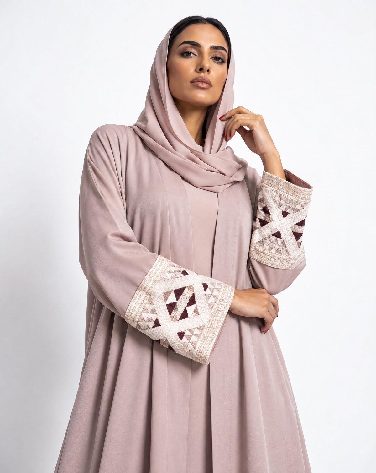 SS26R015-PK – عباية – MIRA Y MANO