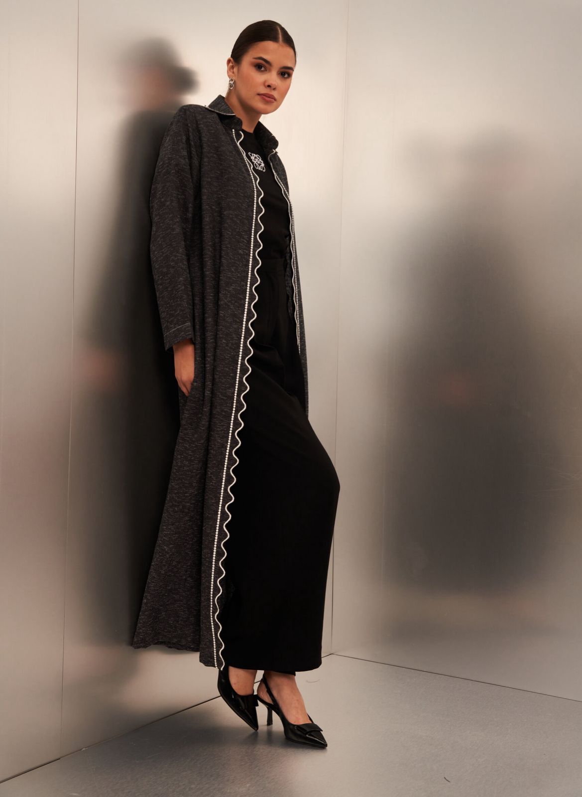 SAI 130 ABAYA - SAI - MIRA Y MANO