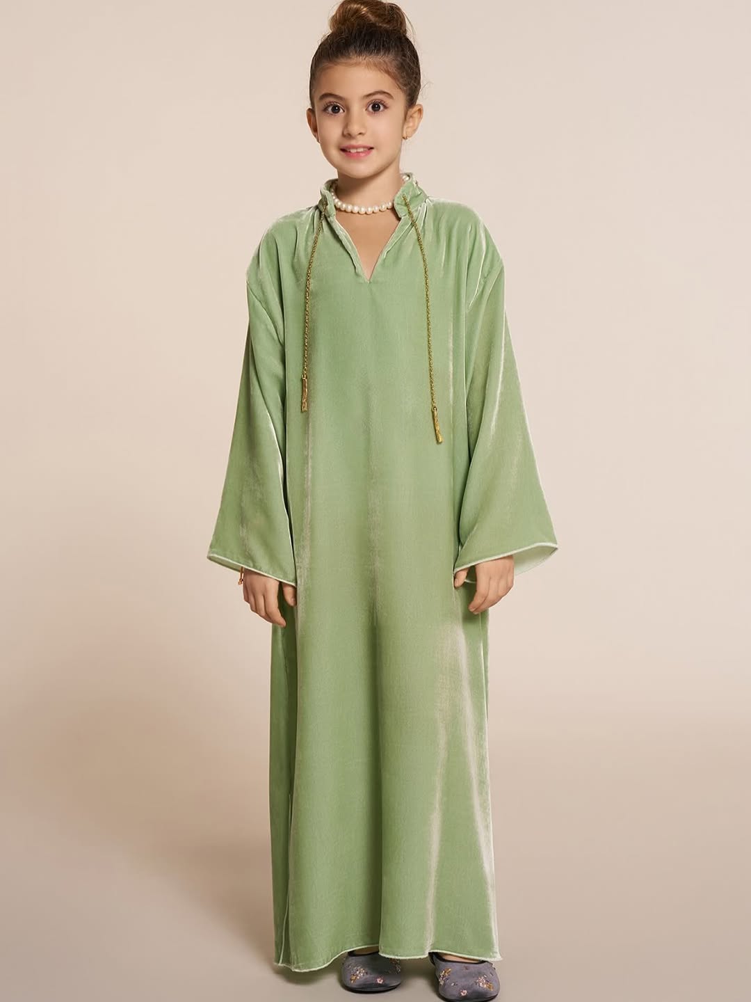 SIKVJAM JALABIAH - SARA INTABI - MIRA Y MANO